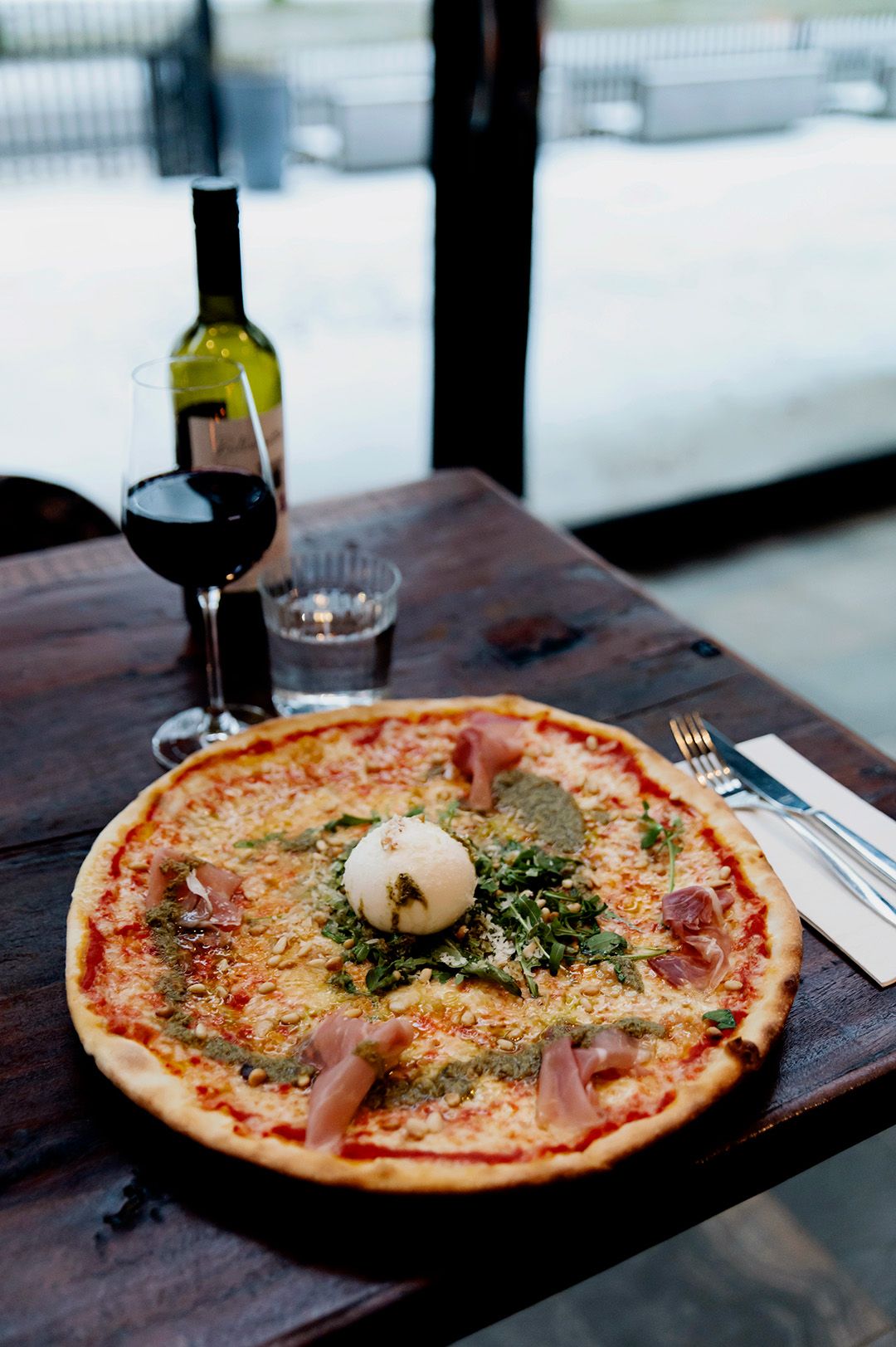Hembakad pizza Hos Sjöbris Motala