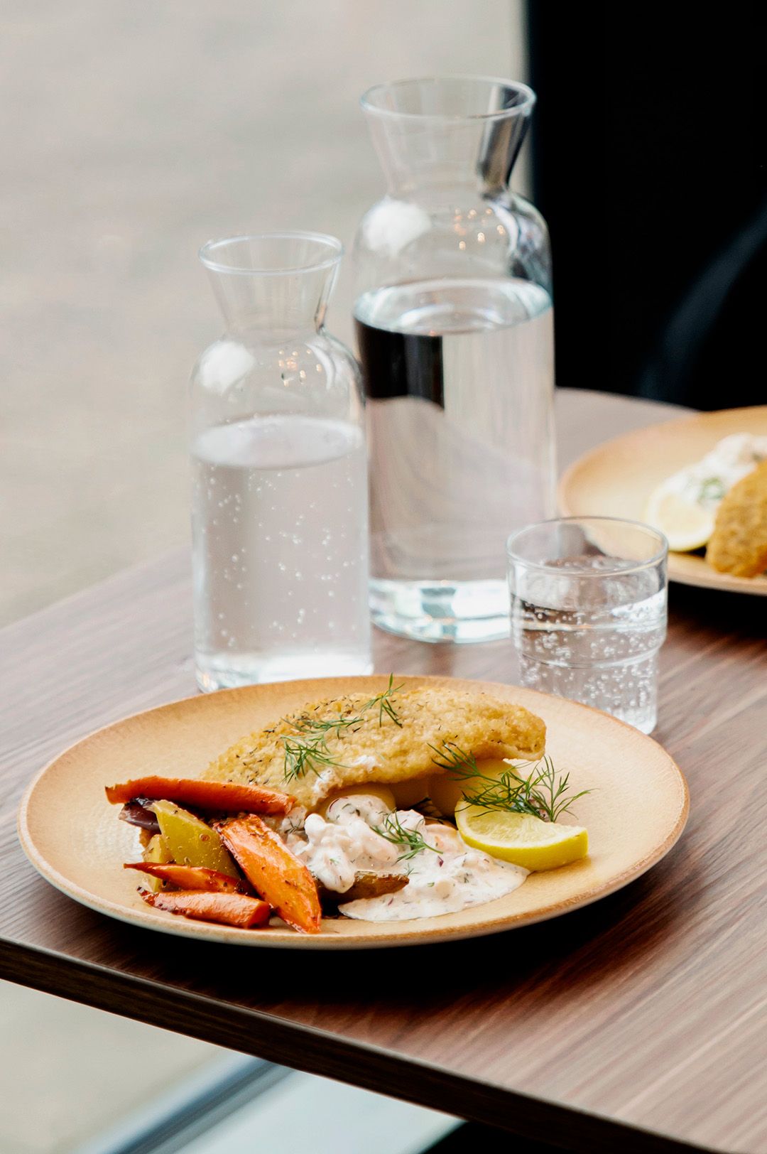 Fisklunch hos sjöbris