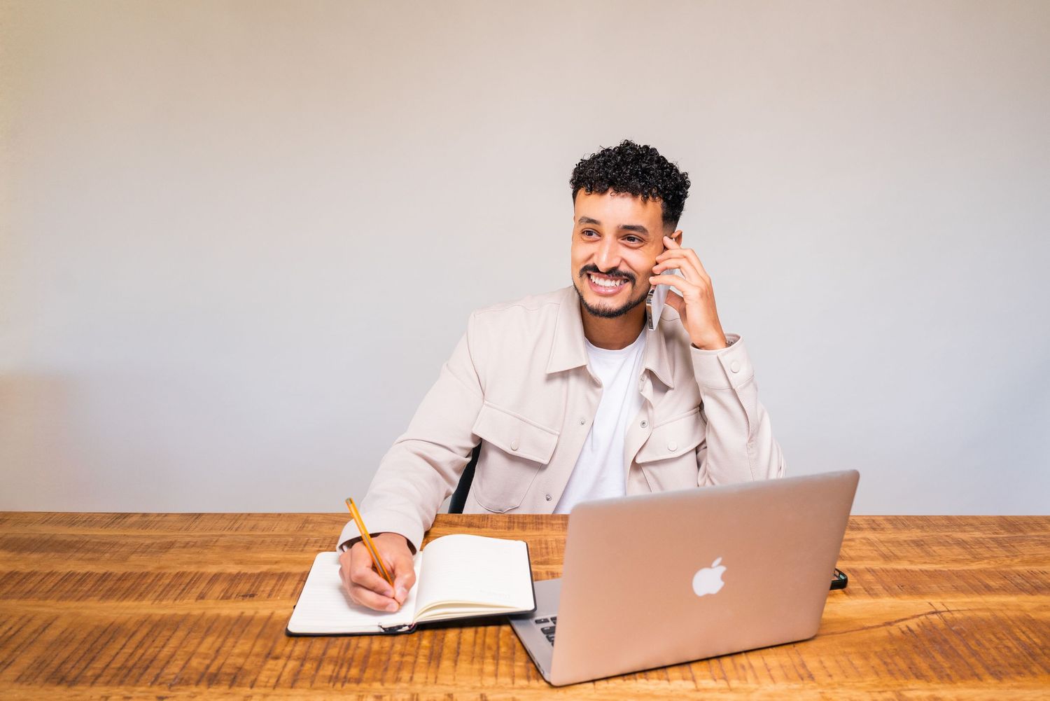 personal branding fotografie/fotograaf, videograaf/videografie, content, zakelijke portretten, branding voor ondernemers/artiesten Rotterdam