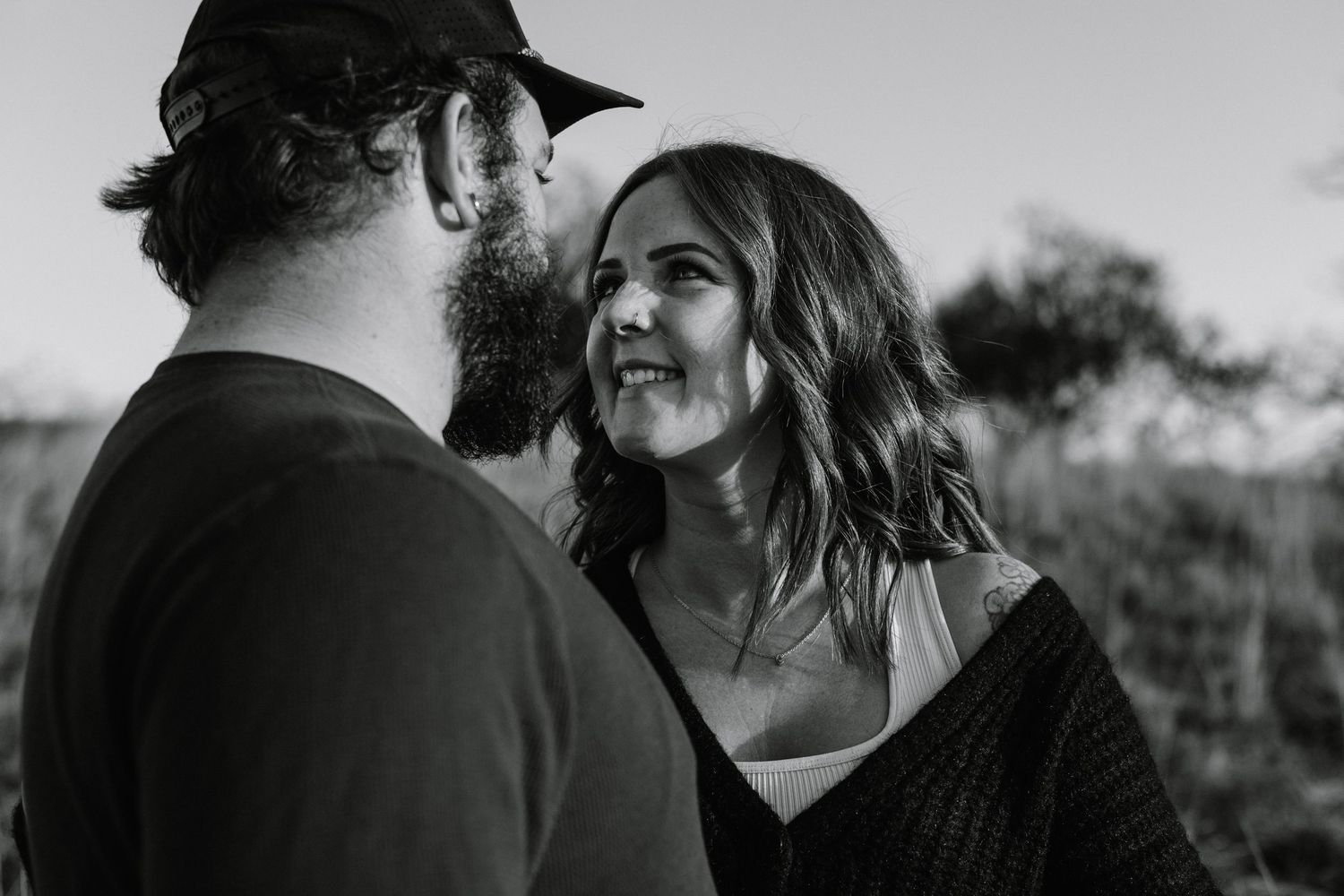 Candid cute romantic fall couples photos black and white trexler park lehigh valley pennsylvania