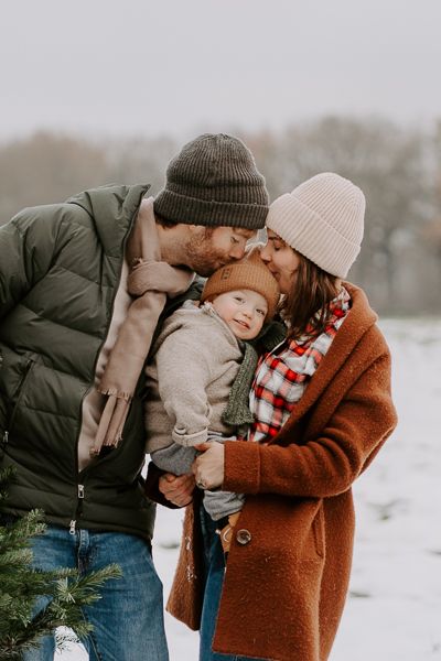 süße Familie während Fotoshooting in Hamburg und Umgebung