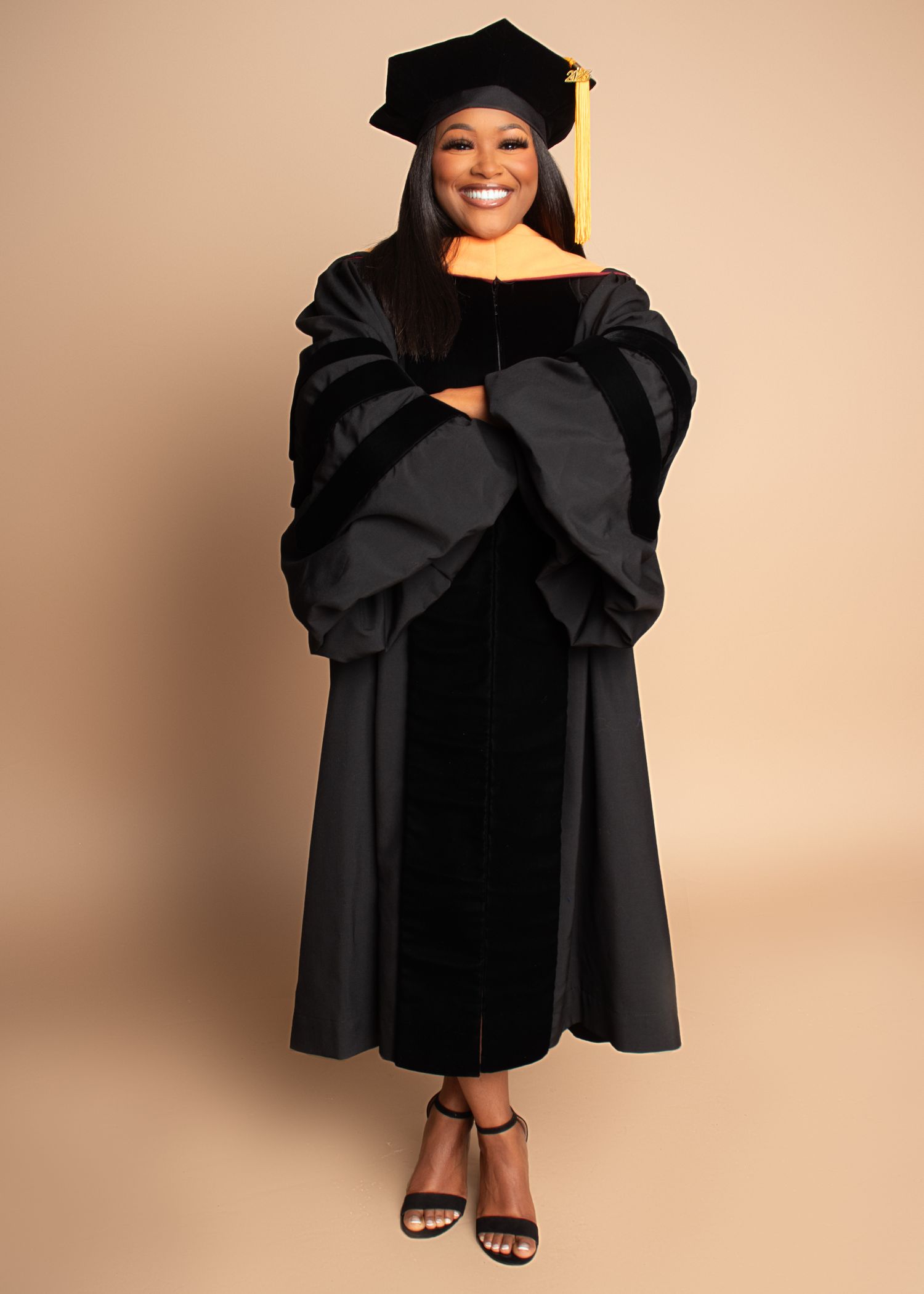 Noni Visuals graduation photography session