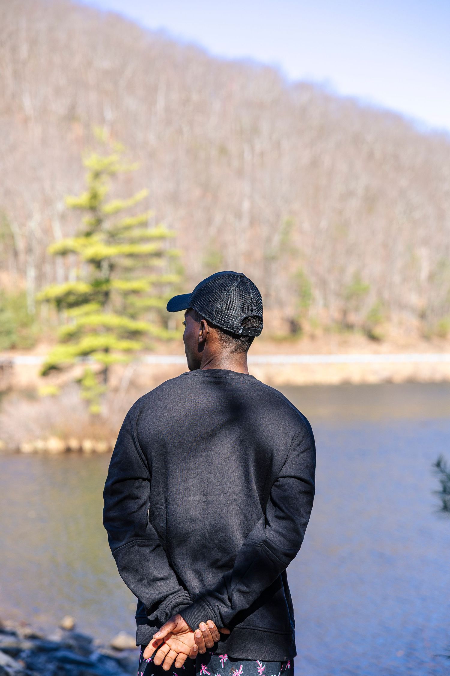 Clay Photographer is a trusted portrait and family photographer known for capturing authentic, heartfelt moments.