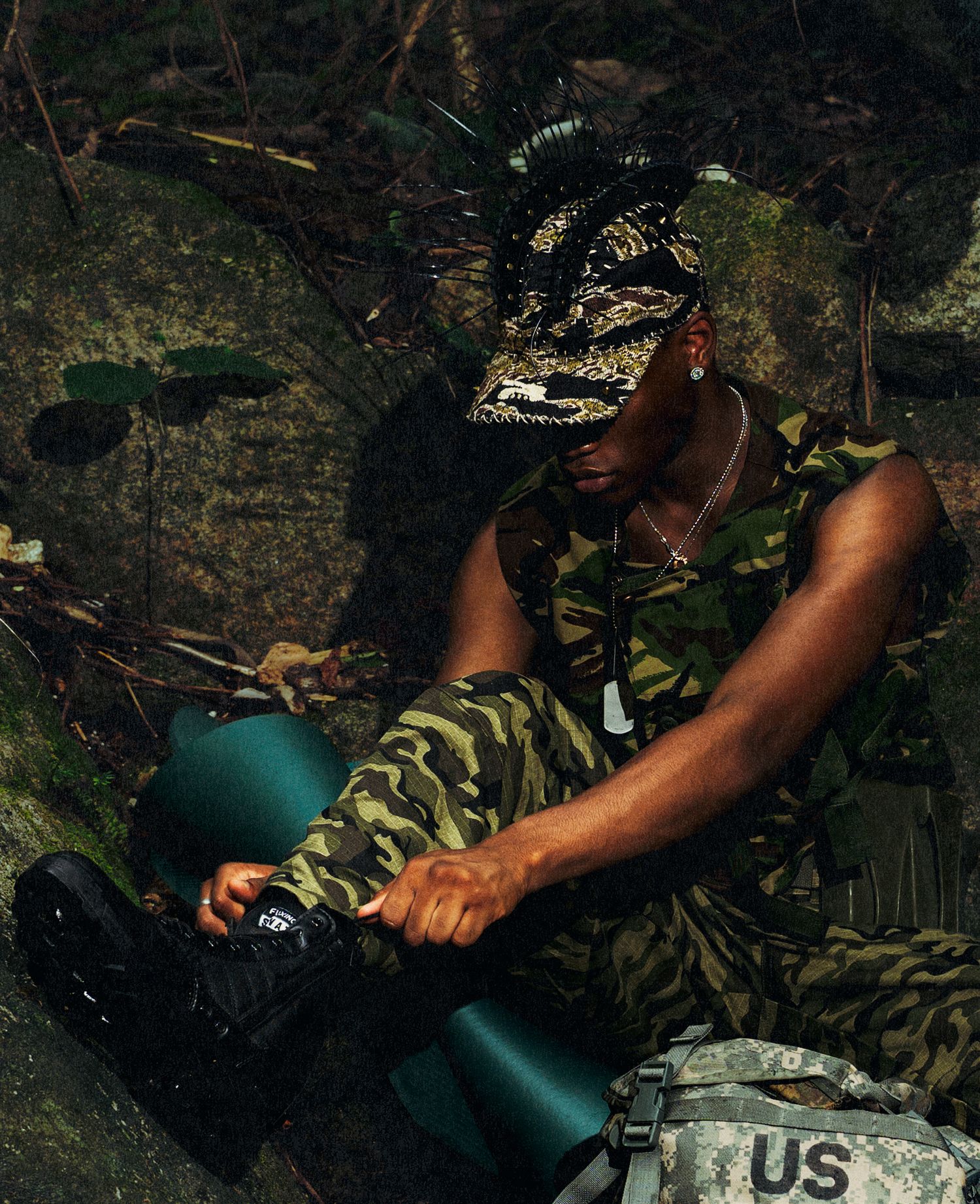 Fashion campaign for Cap 036 korean Brand call Easttank by Mathis Dieudonné in Séoul, Great shooting in outdoor, lost place in Korean Mounta