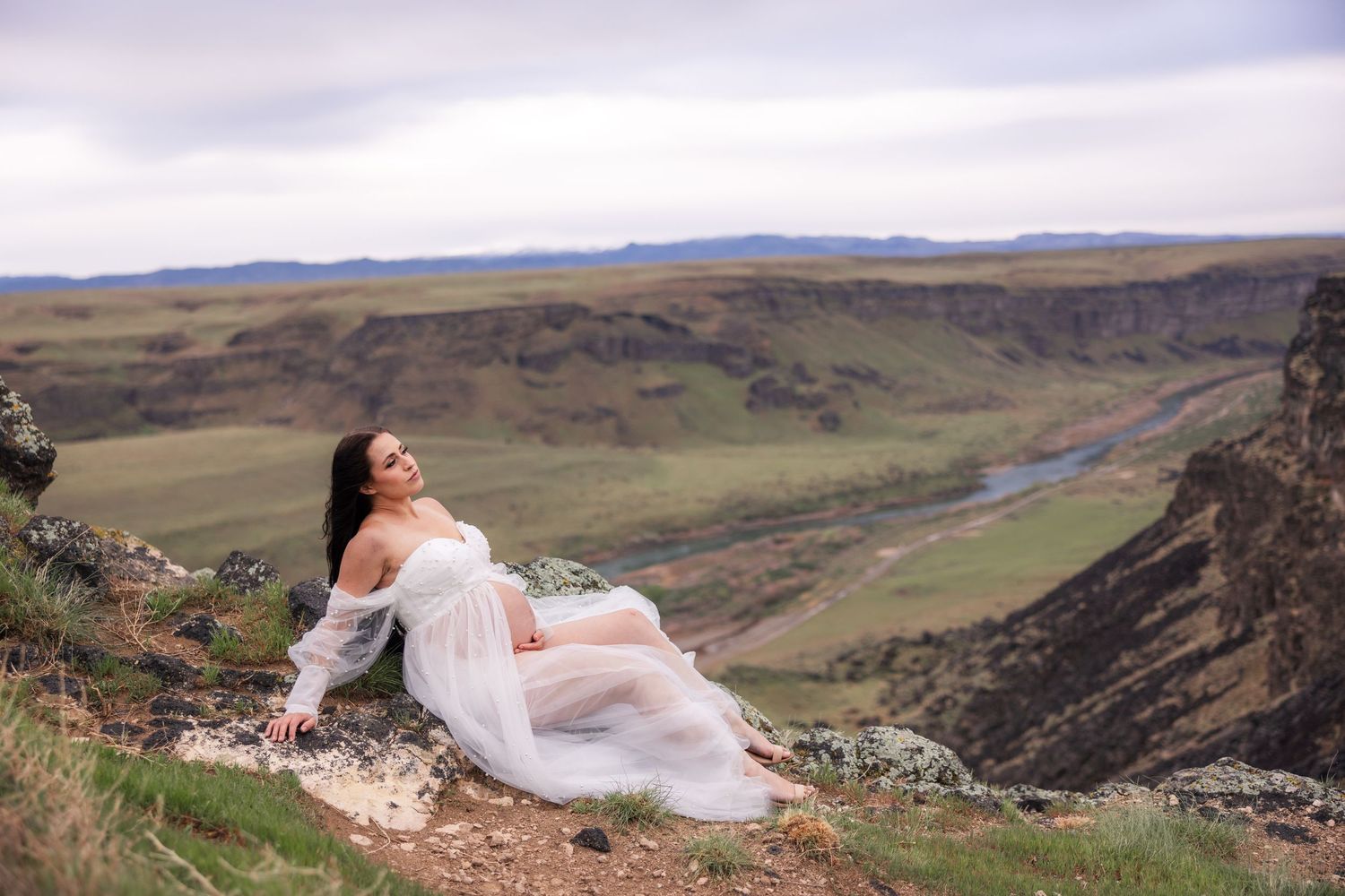 Maternity photos in Melba Idaho