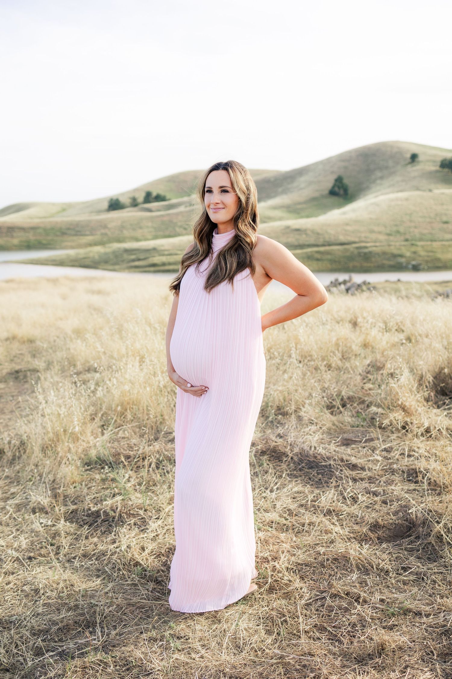 Maternity photos at Millerton Lake, Friant California