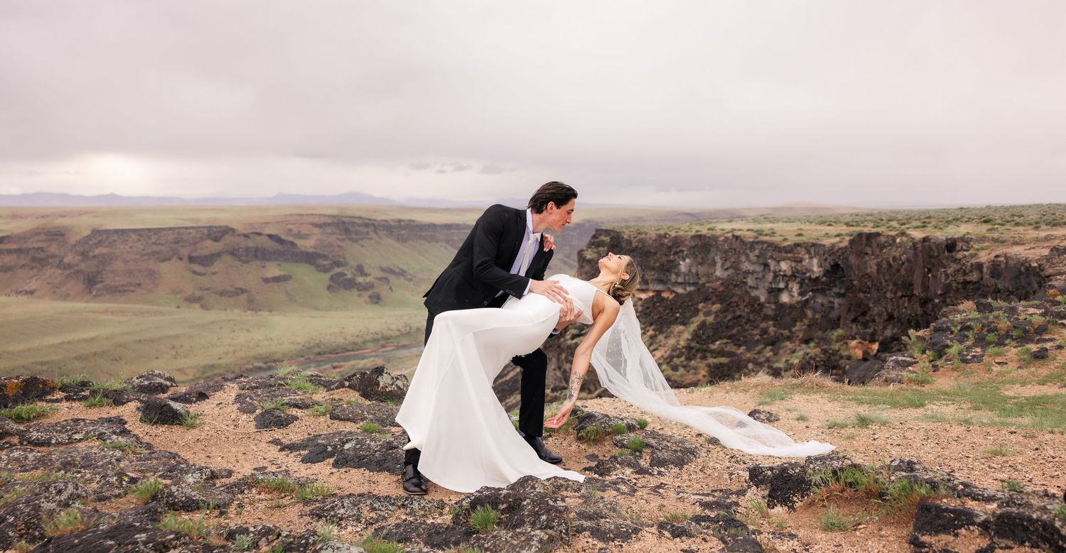 Editorial style elopement