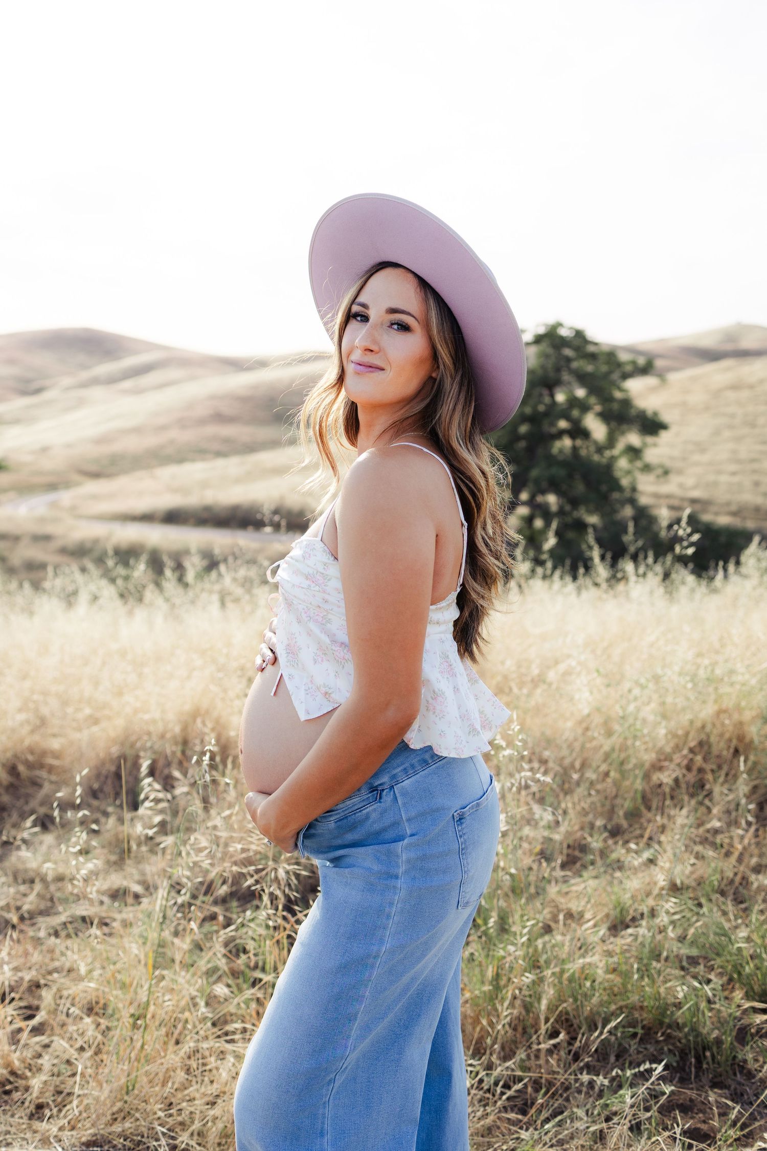Maternity photos at Millerton Lake, Friant California