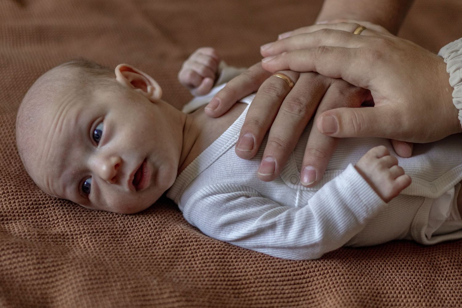 gezinsshoot, gezin, gezinsfotografie, gezinsfotograaf, motherhood, motherhoodshoot, newbornfotografie, newbornshoot