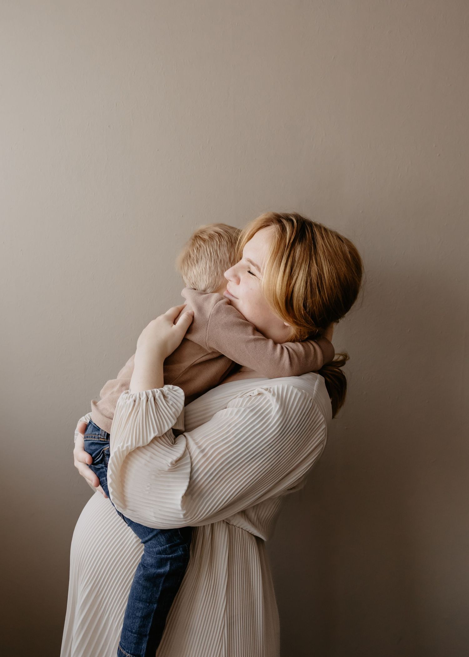 gezinsshoot, gezin, gezinsfotografie, gezinsfotograaf, motherhood, motherhoodshoot, newbornfotografie, newbornshoot