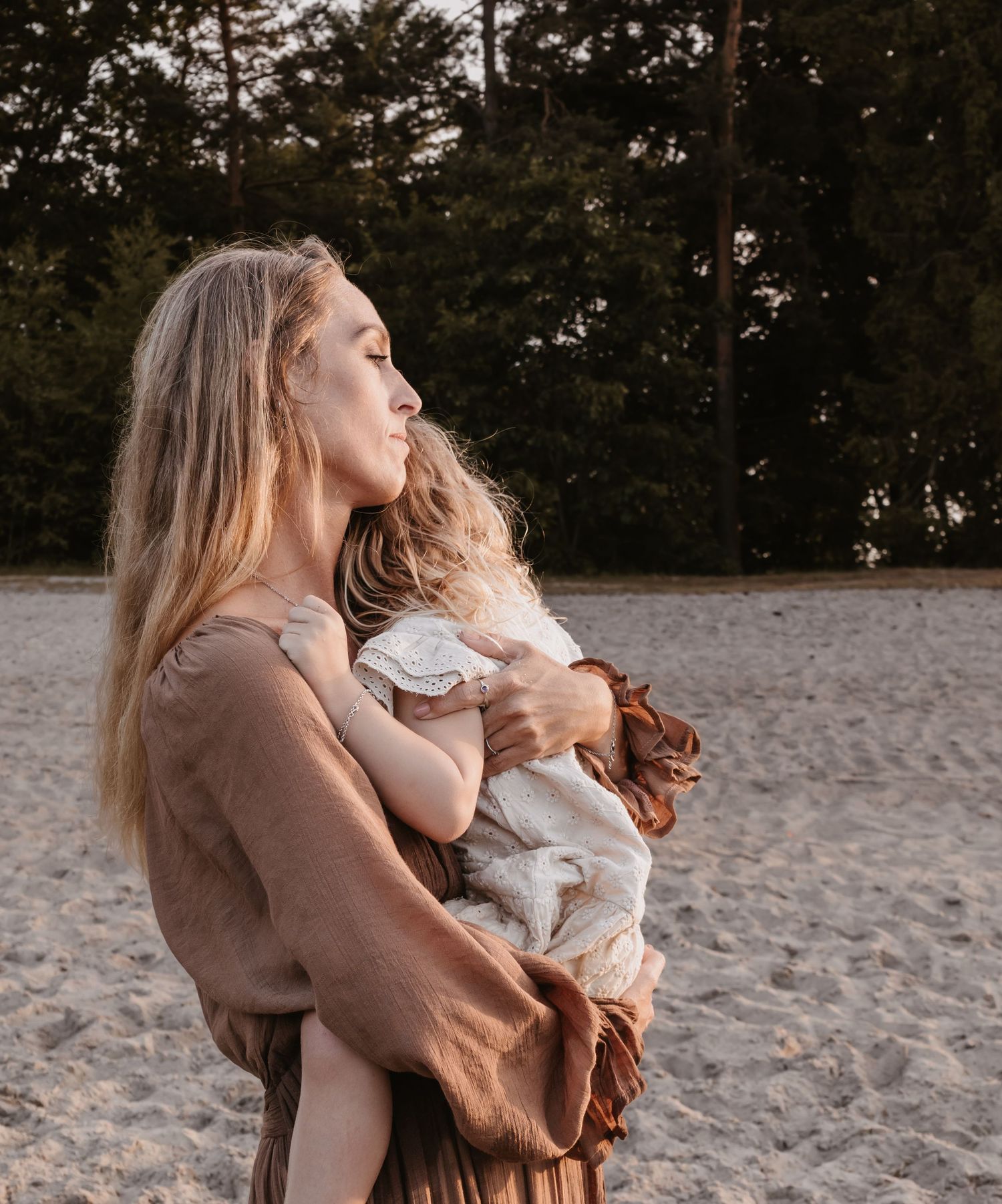 gezinsshoot, gezin, gezinsfotografie, gezinsfotograaf, motherhood, motherhoodshoot, newbornfotografie, newbornshoot