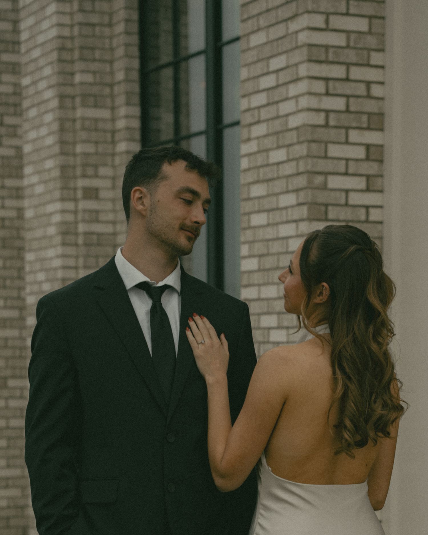 Dallas-Destination-Luxury-Cinematic-Editorial-Couples-Wedding-Elopement-Engagement-Photos