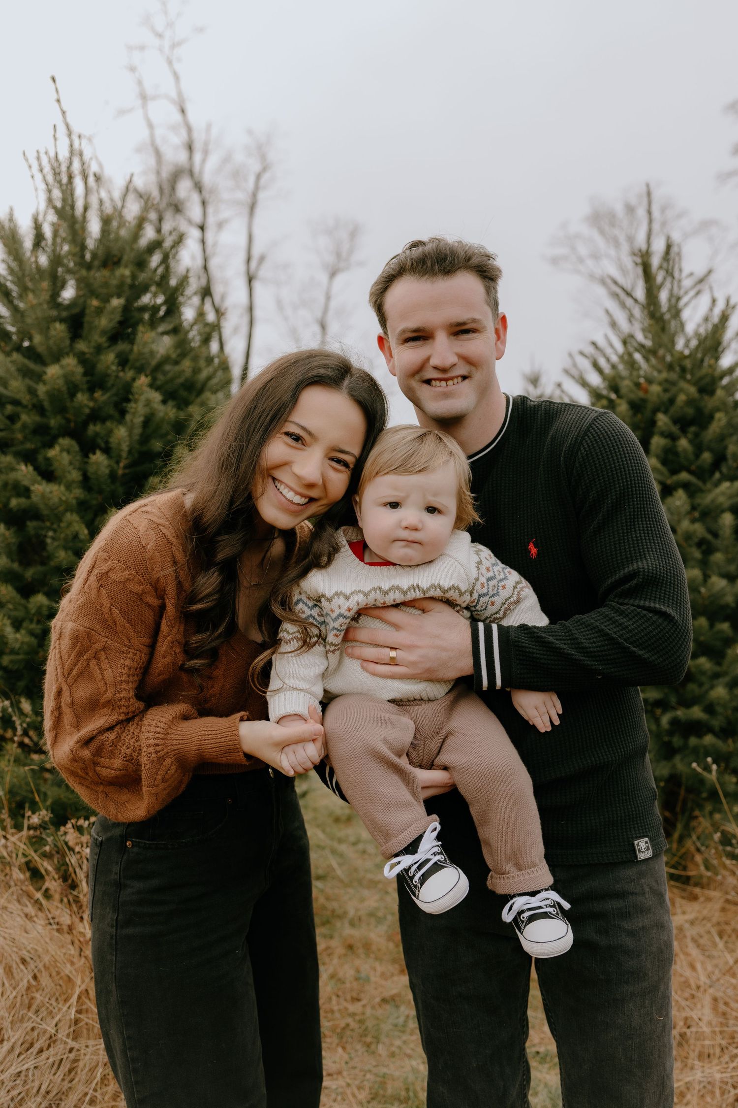 Natural family photos in Philadelphia featuring relaxed, candid moments that preserve love, laughter, and authentic family connections.