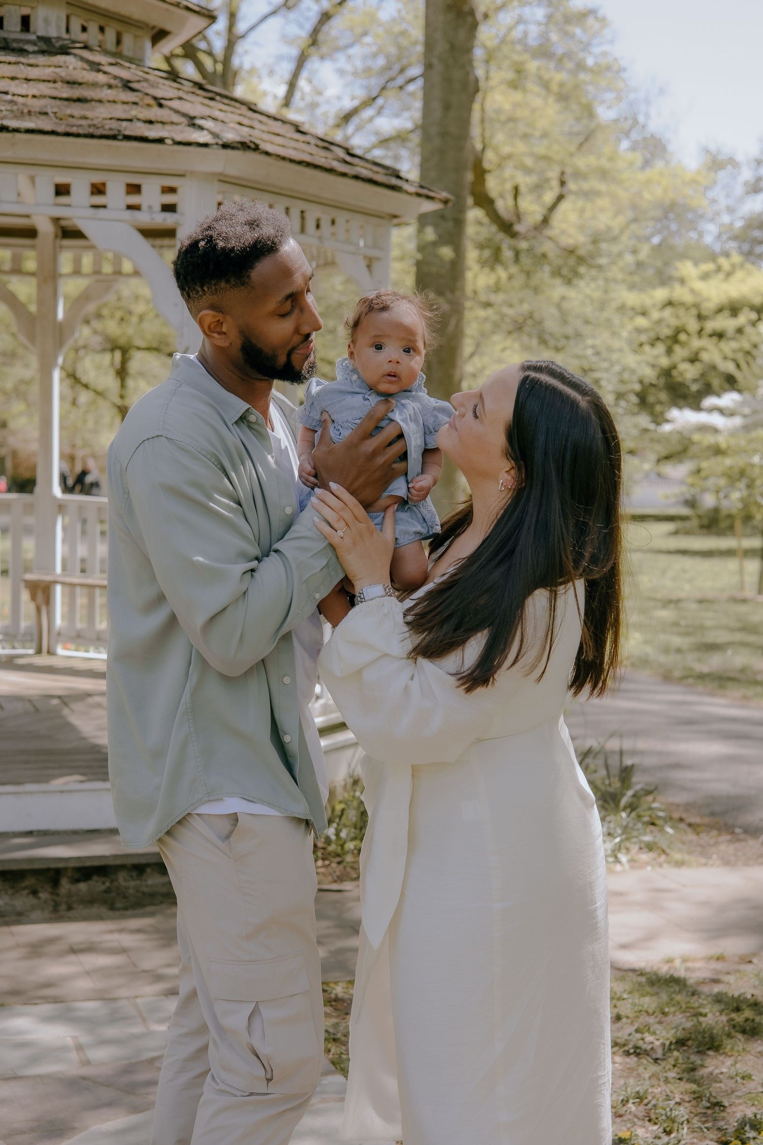 Philadelphia family photography capturing candid, joyful moments with natural light, genuine connection, and timeless portraits for families