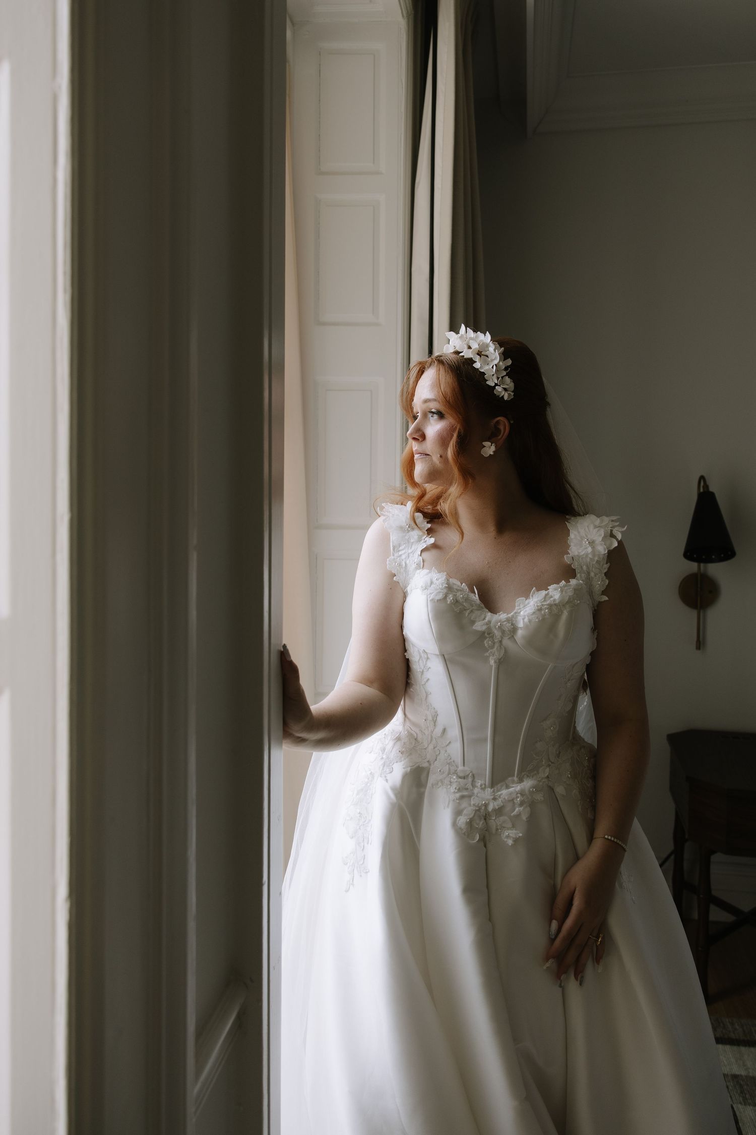 Candid wedding moment captured in a documentary and editorial photography style focused on real emotion and connection.