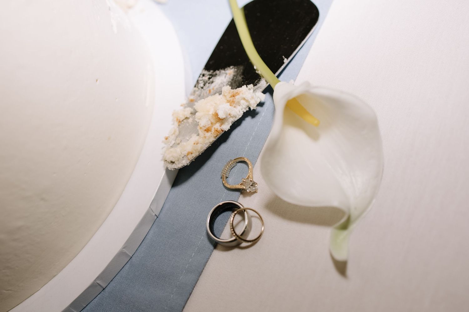 Authentic wedding photography capturing real moments, emotions, and meaningful details in a timeless editorial style.