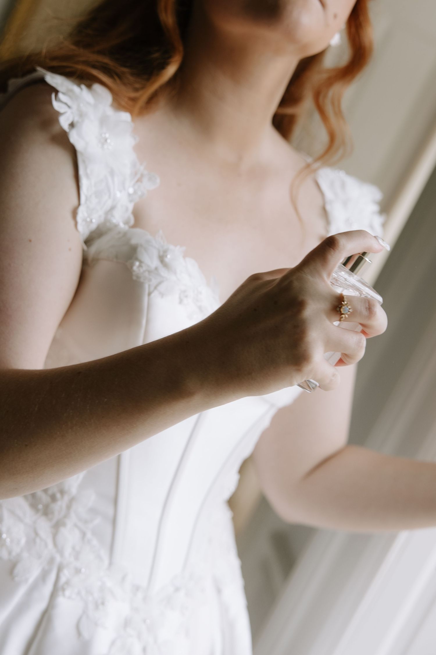 Candid wedding moment captured in a documentary and editorial photography style focused on real emotion and connection.