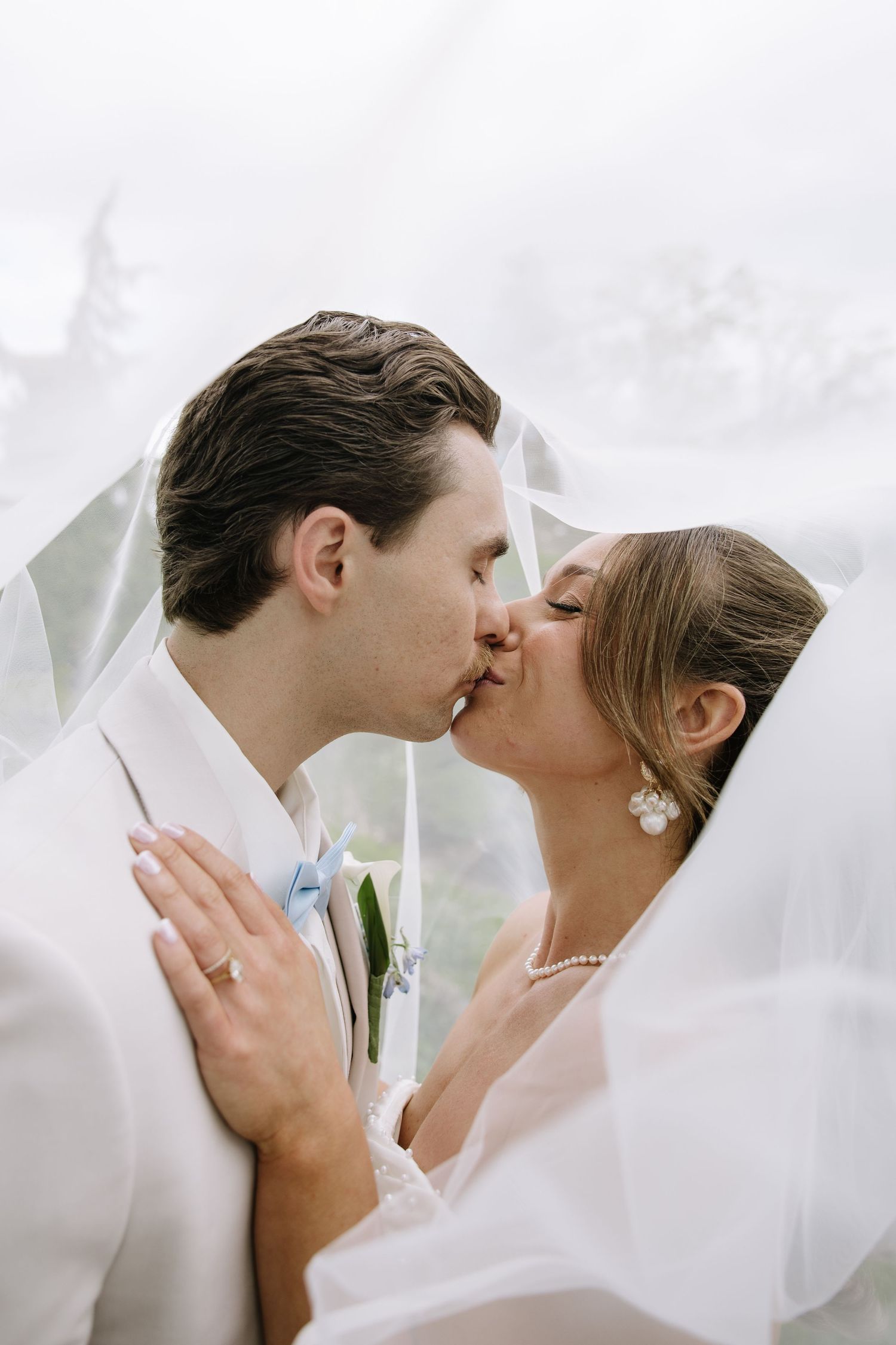 Candid wedding moment captured in a documentary and editorial photography style focused on real emotion and connection.