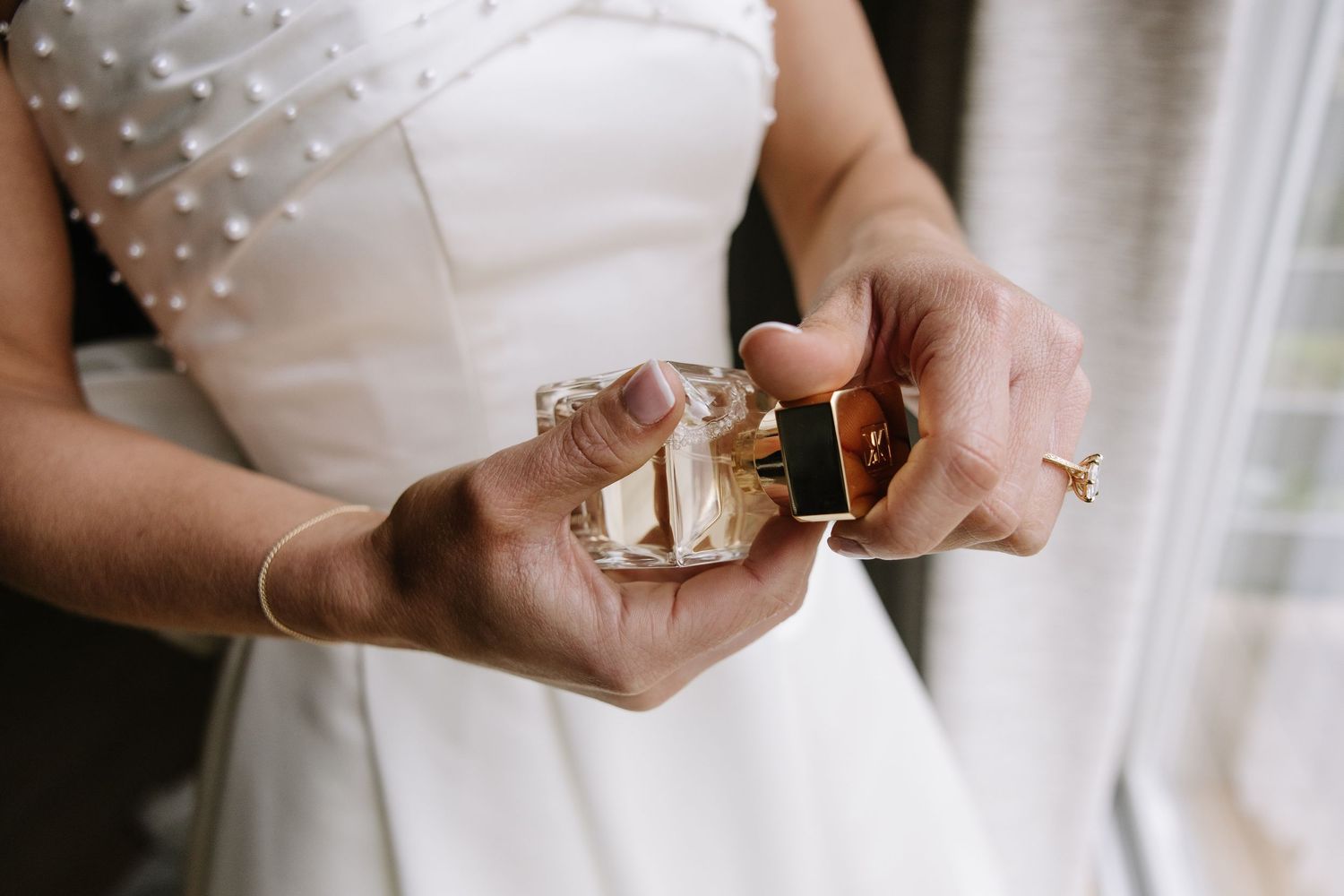 Candid wedding moment captured in a documentary and editorial photography style focused on real emotion and connection.