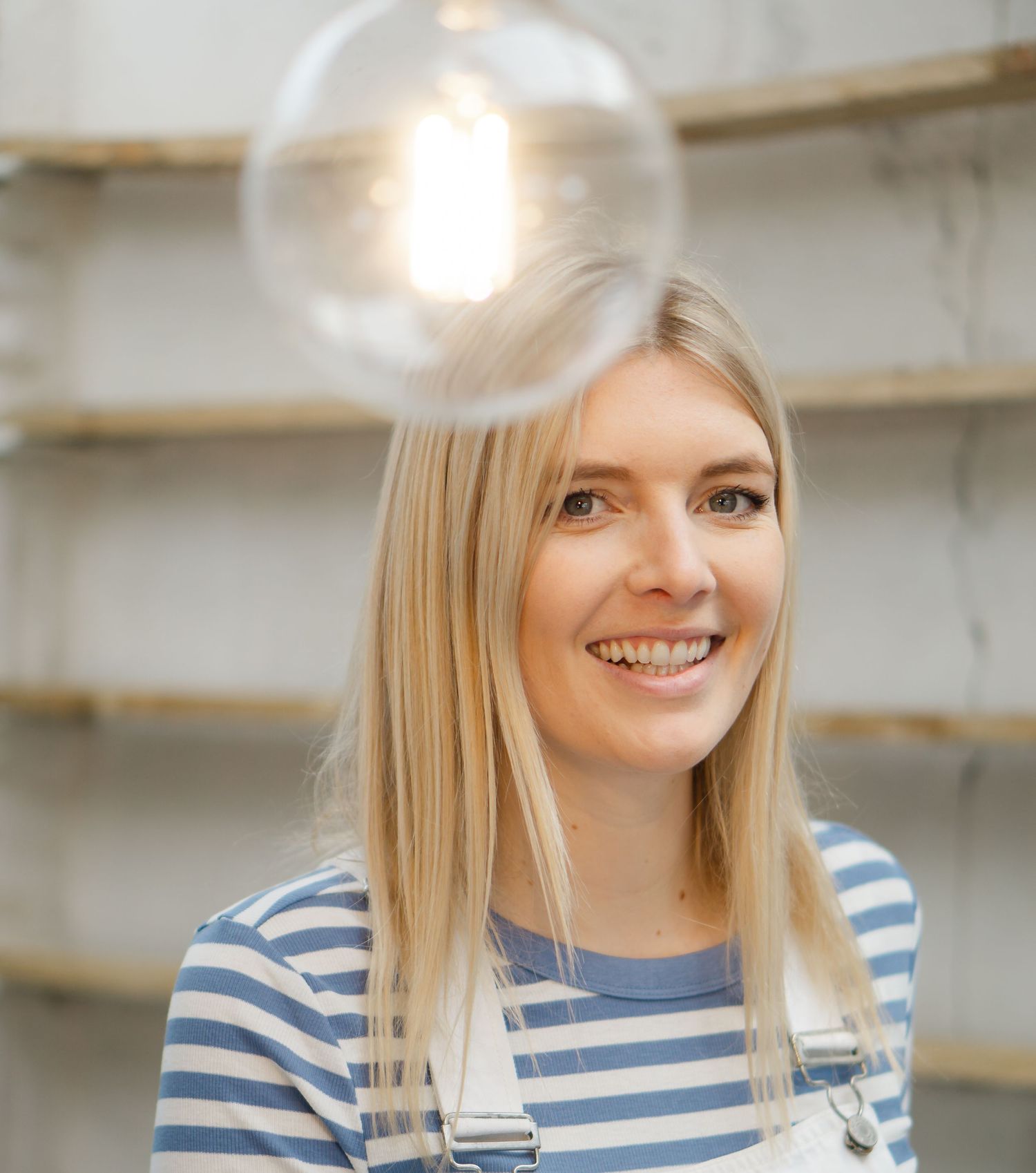Braunton based author & illustrator, Georgie Stewart on her brand portrait shoot with Felicity Billen