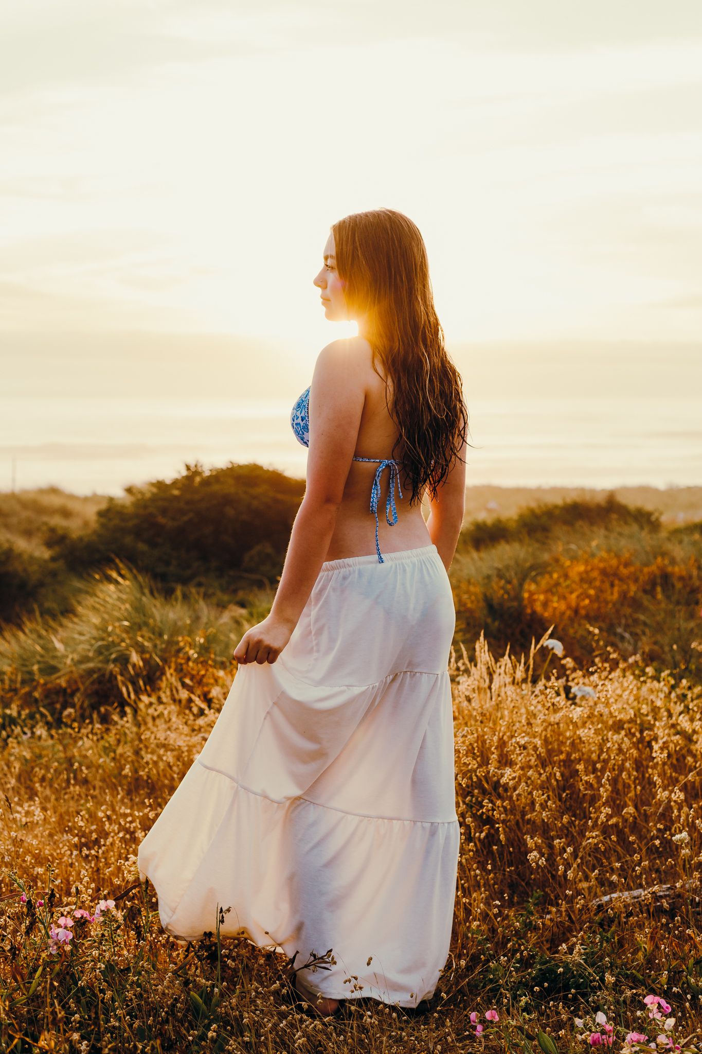 sunset photography, senior portraits, golden hour, beauty, coastal, beach, Oregon coast