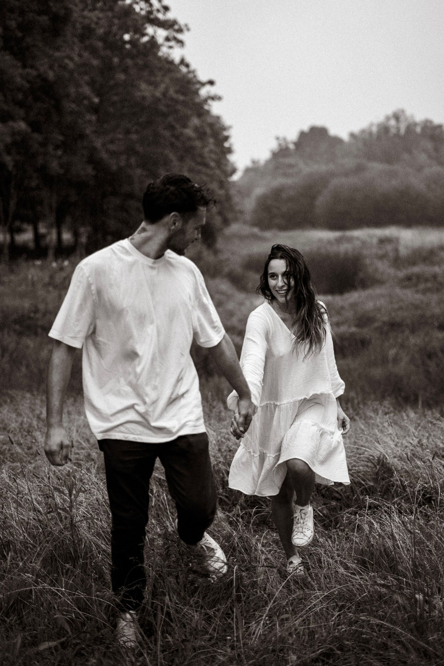 shooting photo couple en noir et blanc
