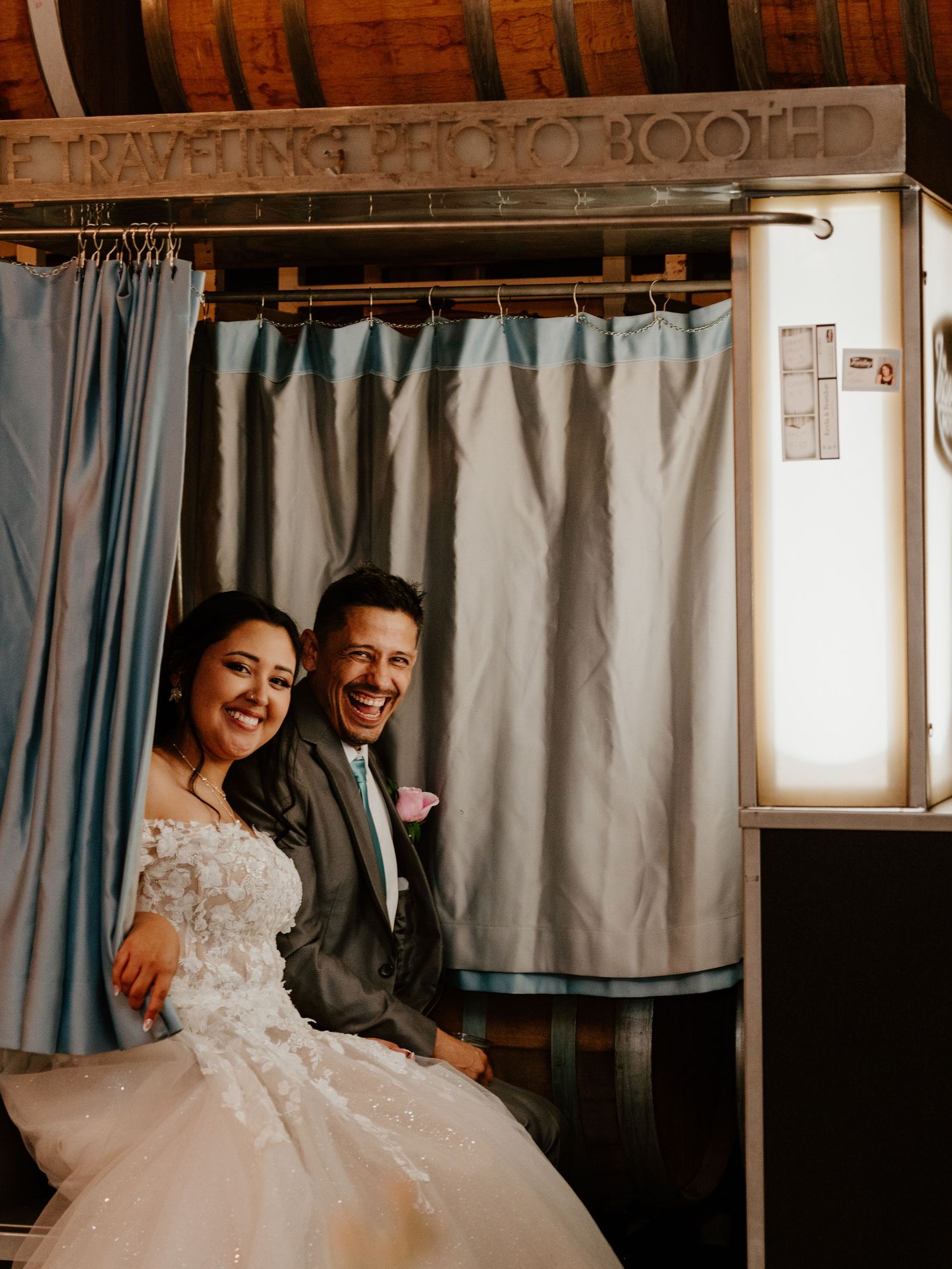 Celebrate your love with stunning summer wedding portraits, Minneapolis-  Saint Paul, captured by Juve Photography.