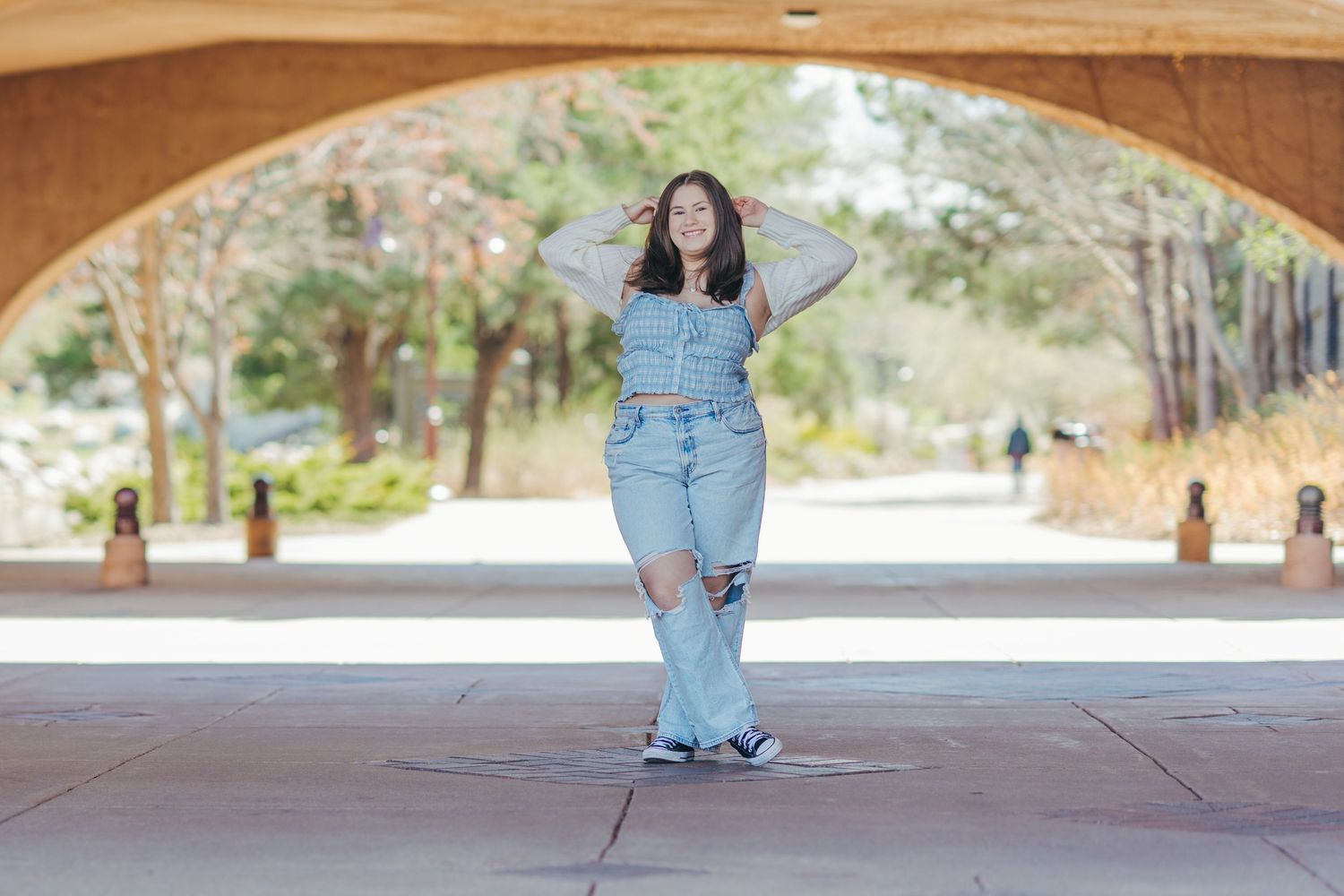 Senior photo of Bianca at Centennial Lakes in Edina, MN by JuvePhotography – natural, vibrant portraits in the Twin Cities.