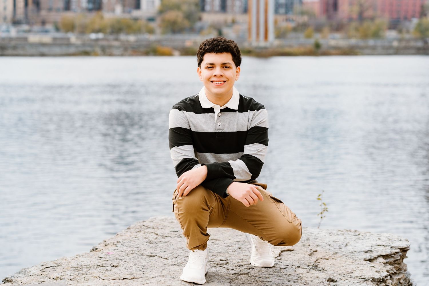 Senior guy sessions by Juve Photography in Saint Paul | Minneapolis, MN. Unique, stylish portraits that capture your personality and style.