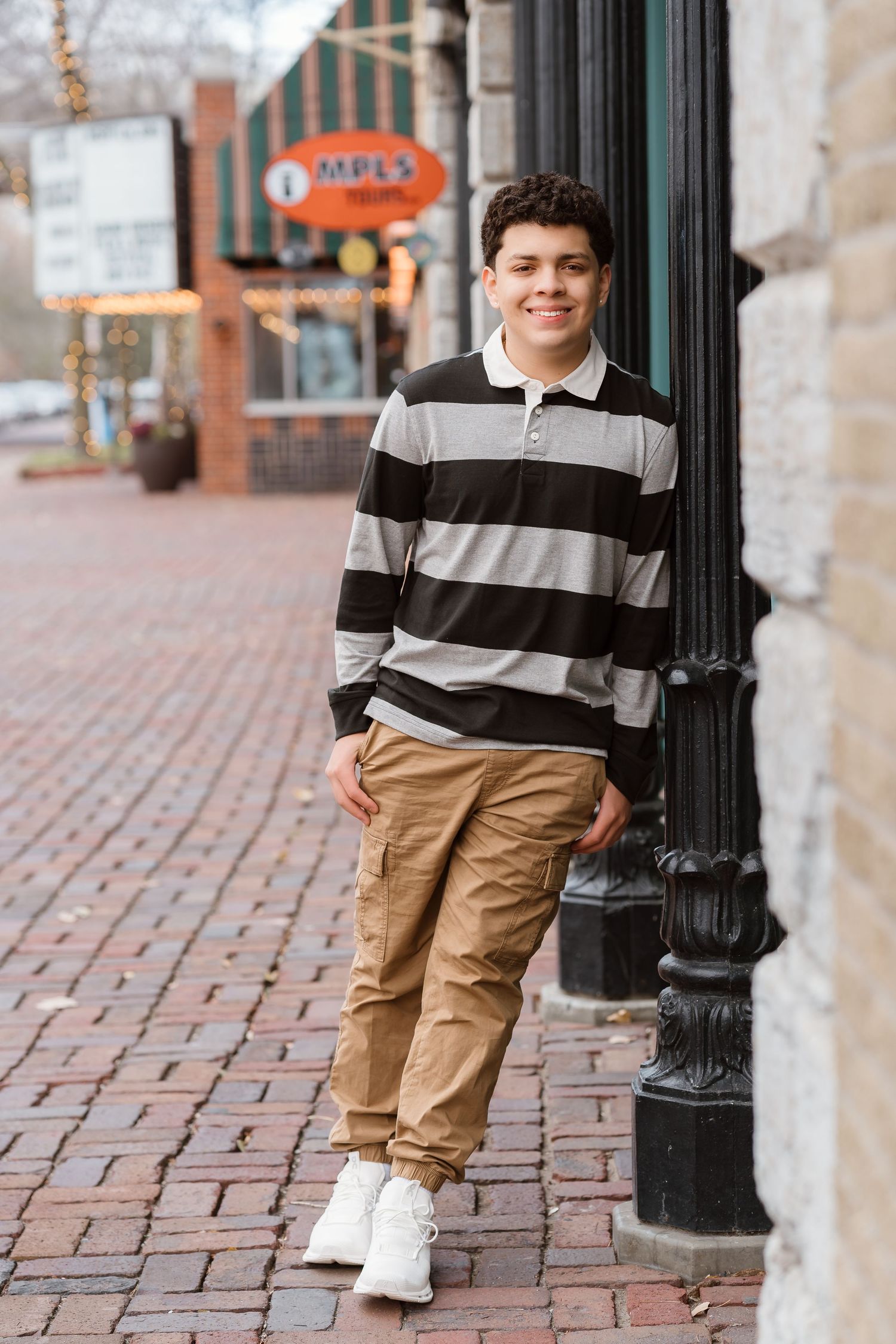 Senior guy sessions by Juve Photography in Saint Paul | Minneapolis, MN. Unique, stylish portraits that capture your personality and style.