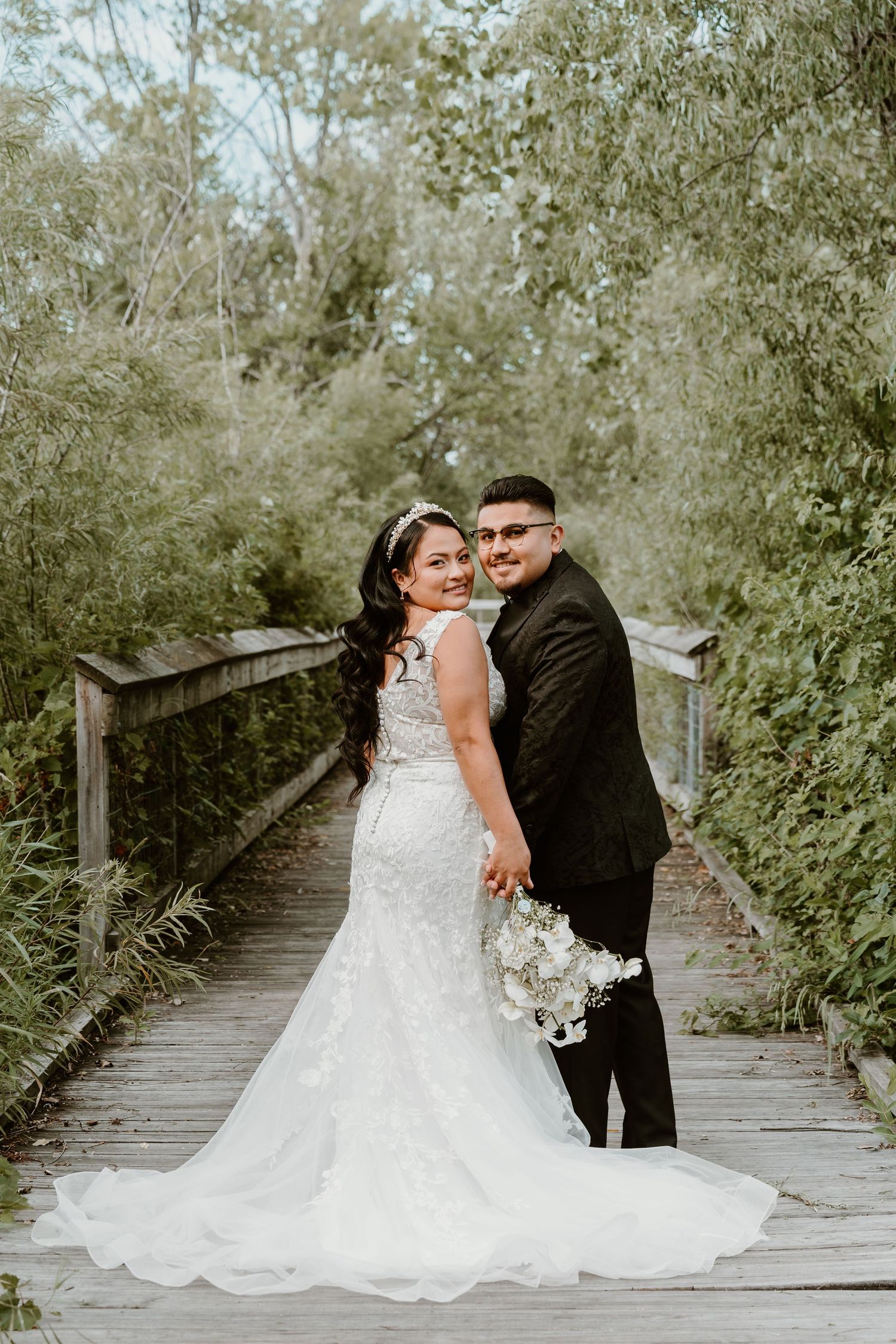 apture every moment of your special day with timeless wedding photography by Juve Photography, serving Saint Paul & Minneapolis, Minnesota.