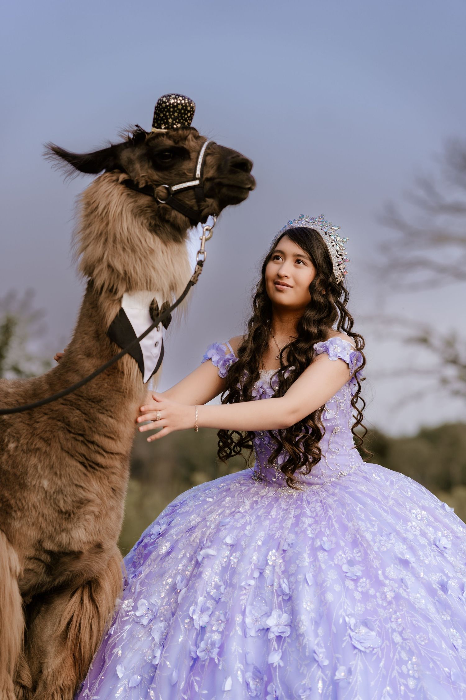 Celebrate your Quinceañera in style with a timeless Sweet XV photo session by Juve Photography, serving Saint Paul & Minneapolis, Minnesota.