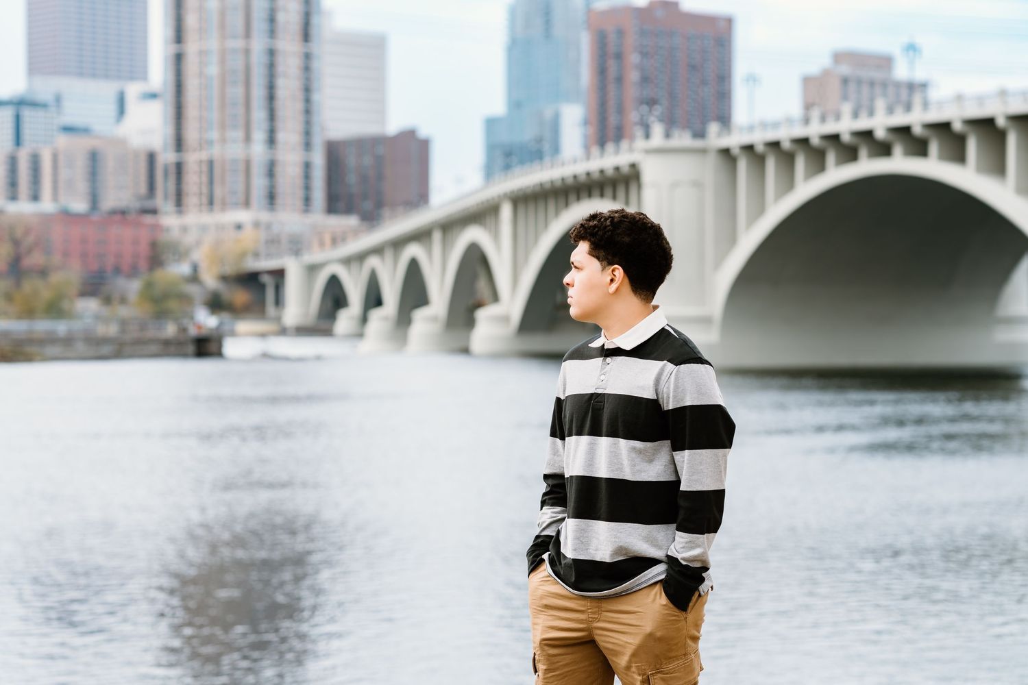 Senior guy sessions by Juve Photography in Saint Paul | Minneapolis, MN. Unique, stylish portraits that capture your personality and style.