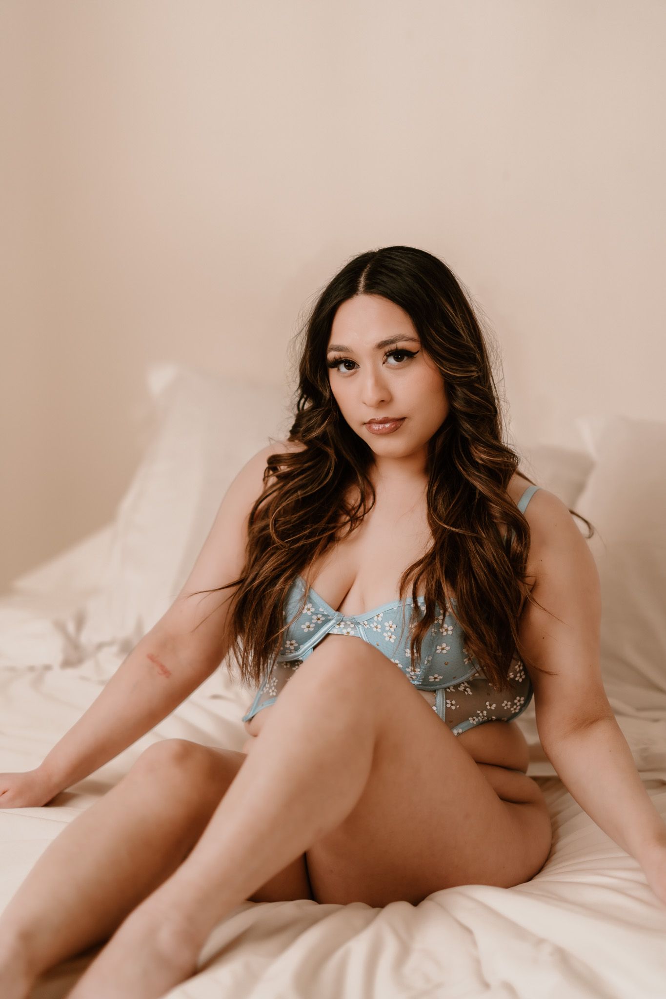 Boudoir Photo Studio session Saint Paul, Minnesota
