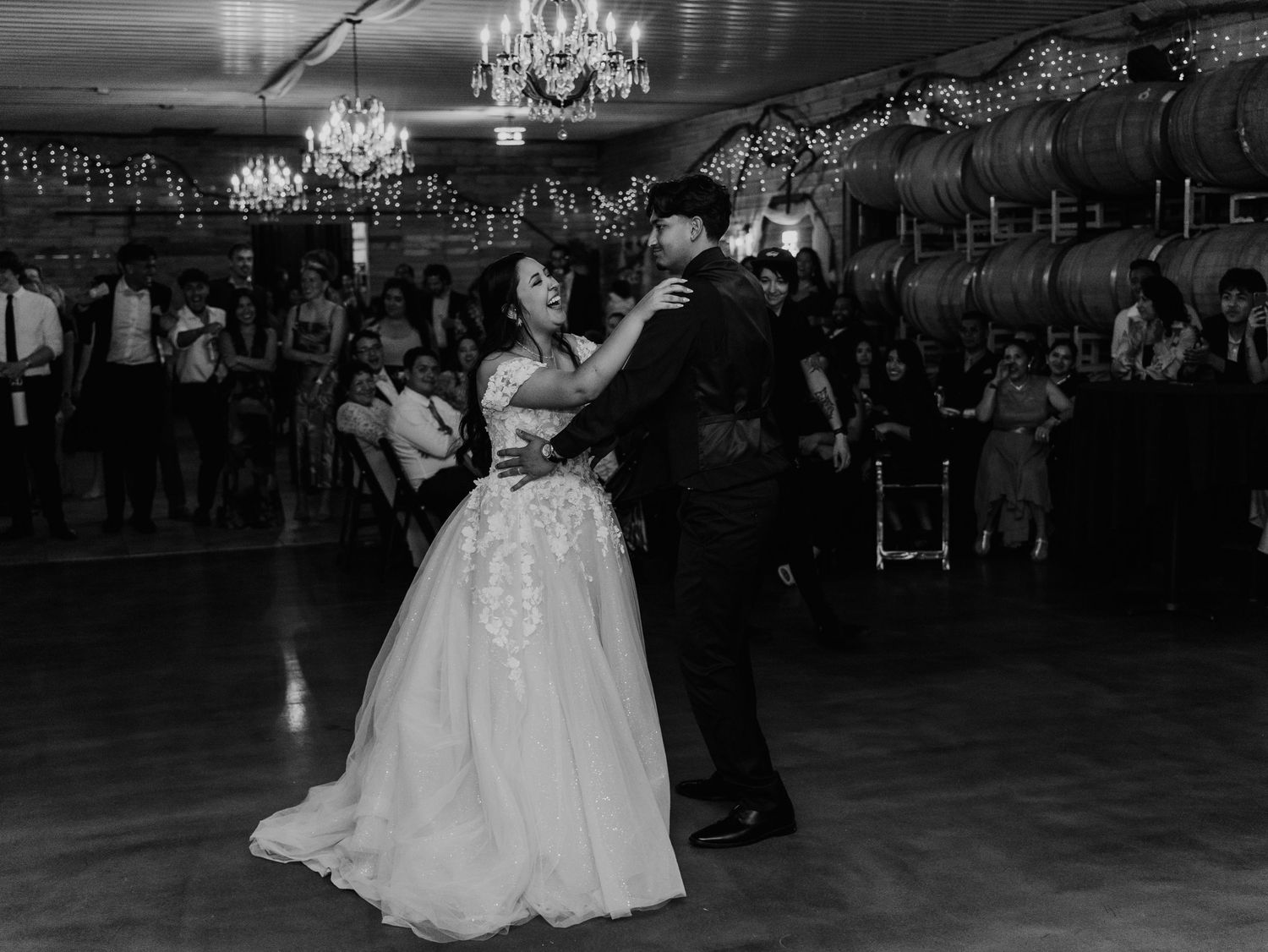 Celebrate your love with stunning summer wedding portraits, Minneapolis-  Saint Paul, captured by Juve Photography.