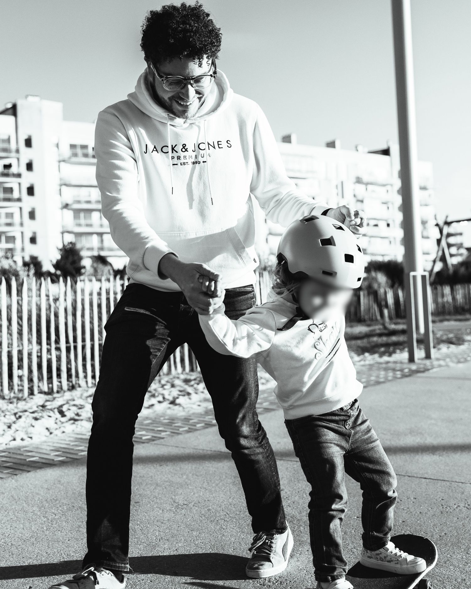 Thomas Denaveaut photographe, père et (beau) fils sur la Côte d'Opale – Photographe famille Calais