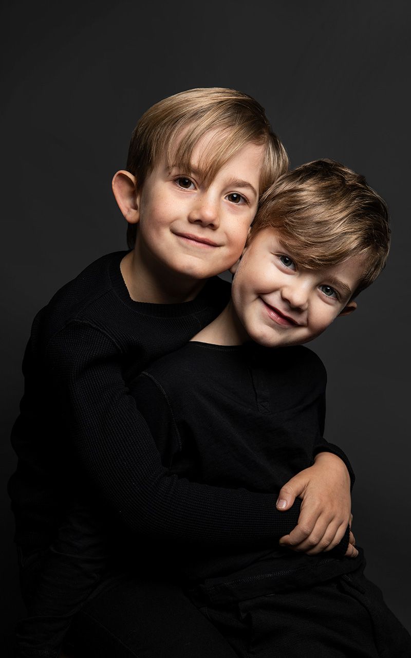 Geschwistern Portrait im Studio