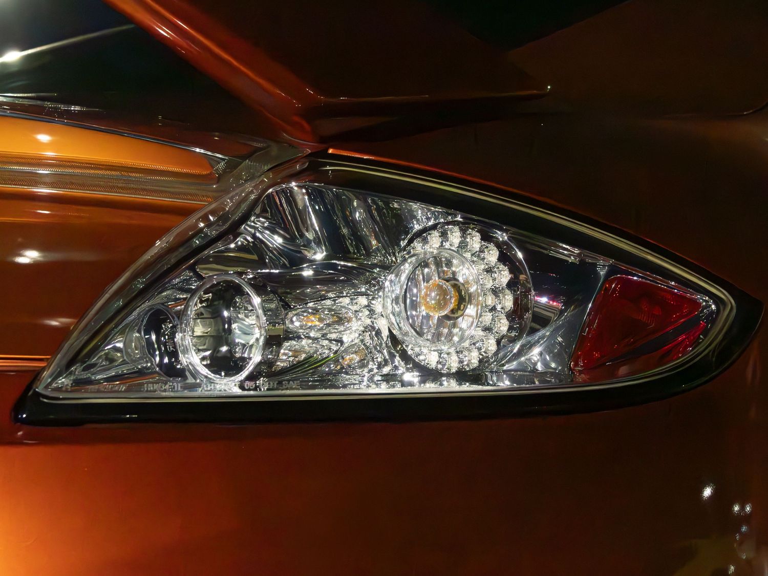 Mitsubishi clear taillight detail shot