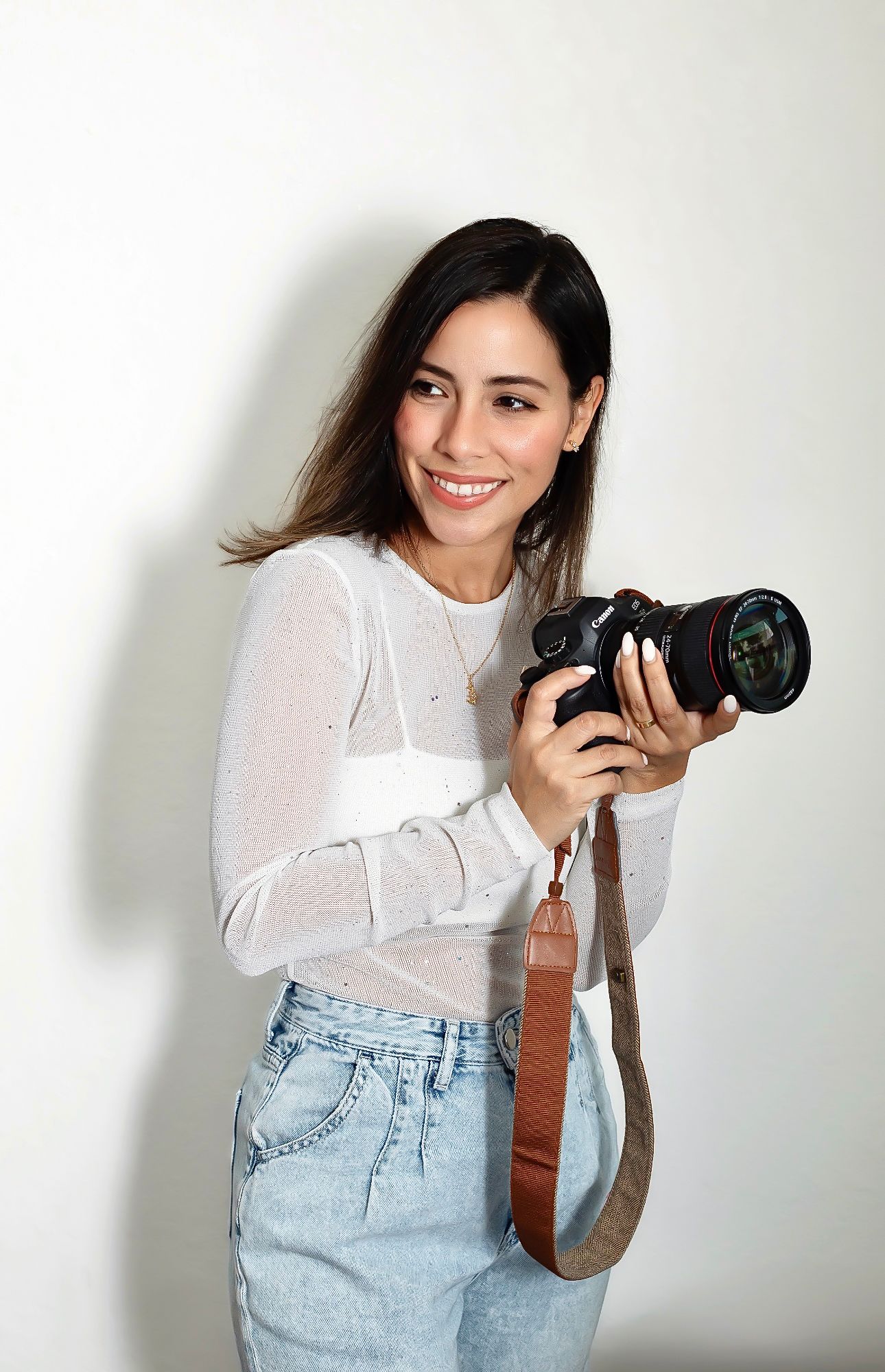 Newbell Photography, based in Katy, TX, is led by Newbell Rincon and serves Houston, and worldwide. UGC video and corporate headshots