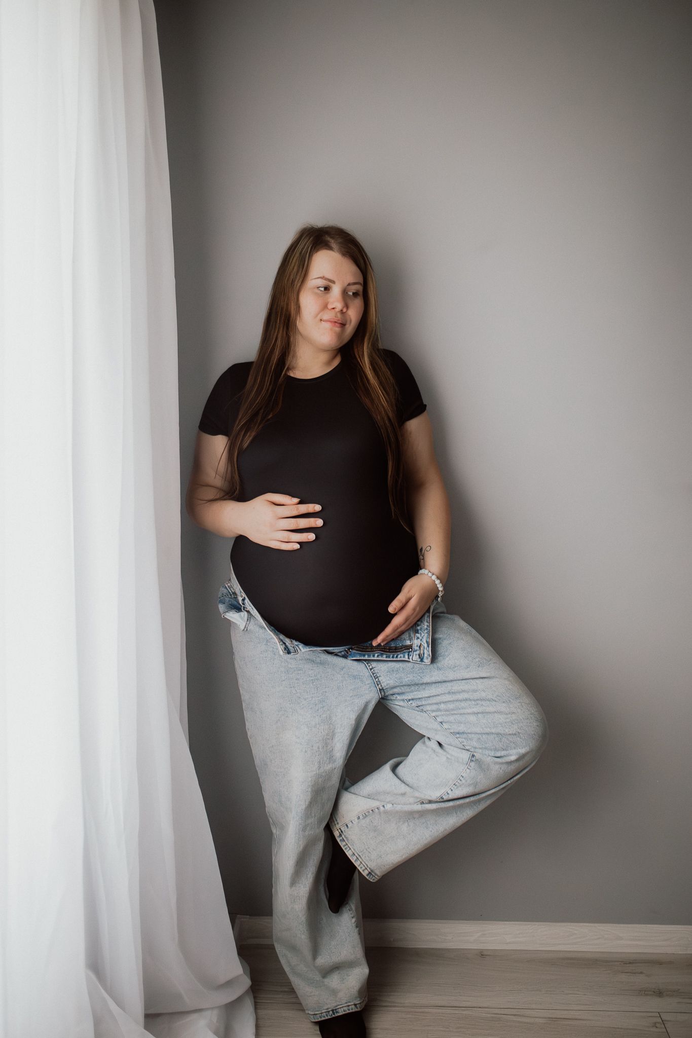 Mother portrait during maternity shoot in Latvia
