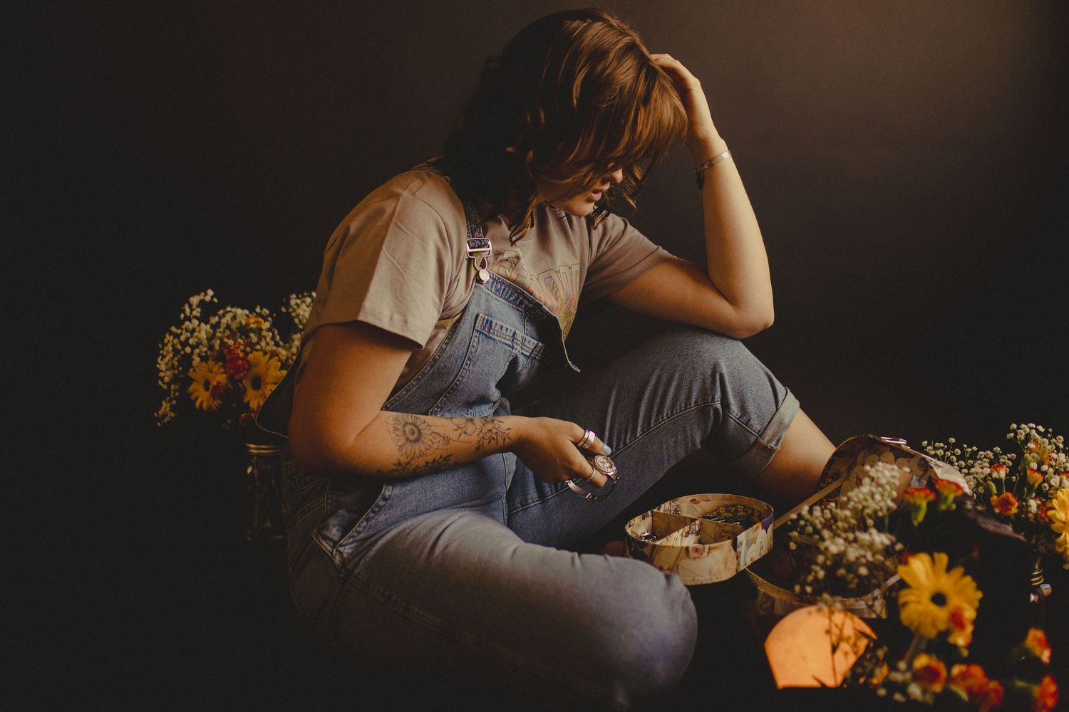 Arizona Creative Moody Poetic Colorful Portraits in studio