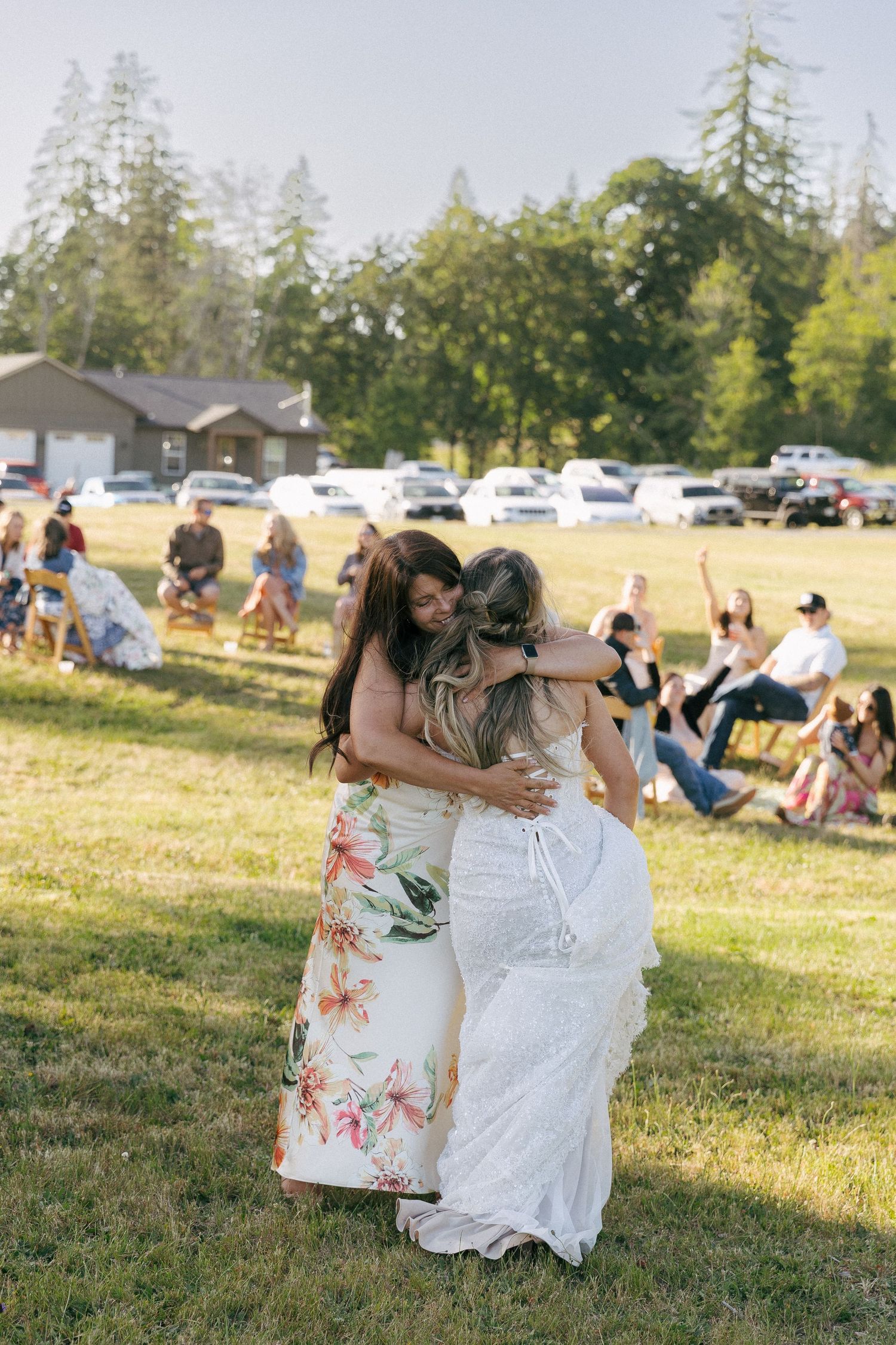 Oregon wedding and couples photographer capturing authentic, timeless moments for couples throughout the Pacific Northwest and beyond PNW!