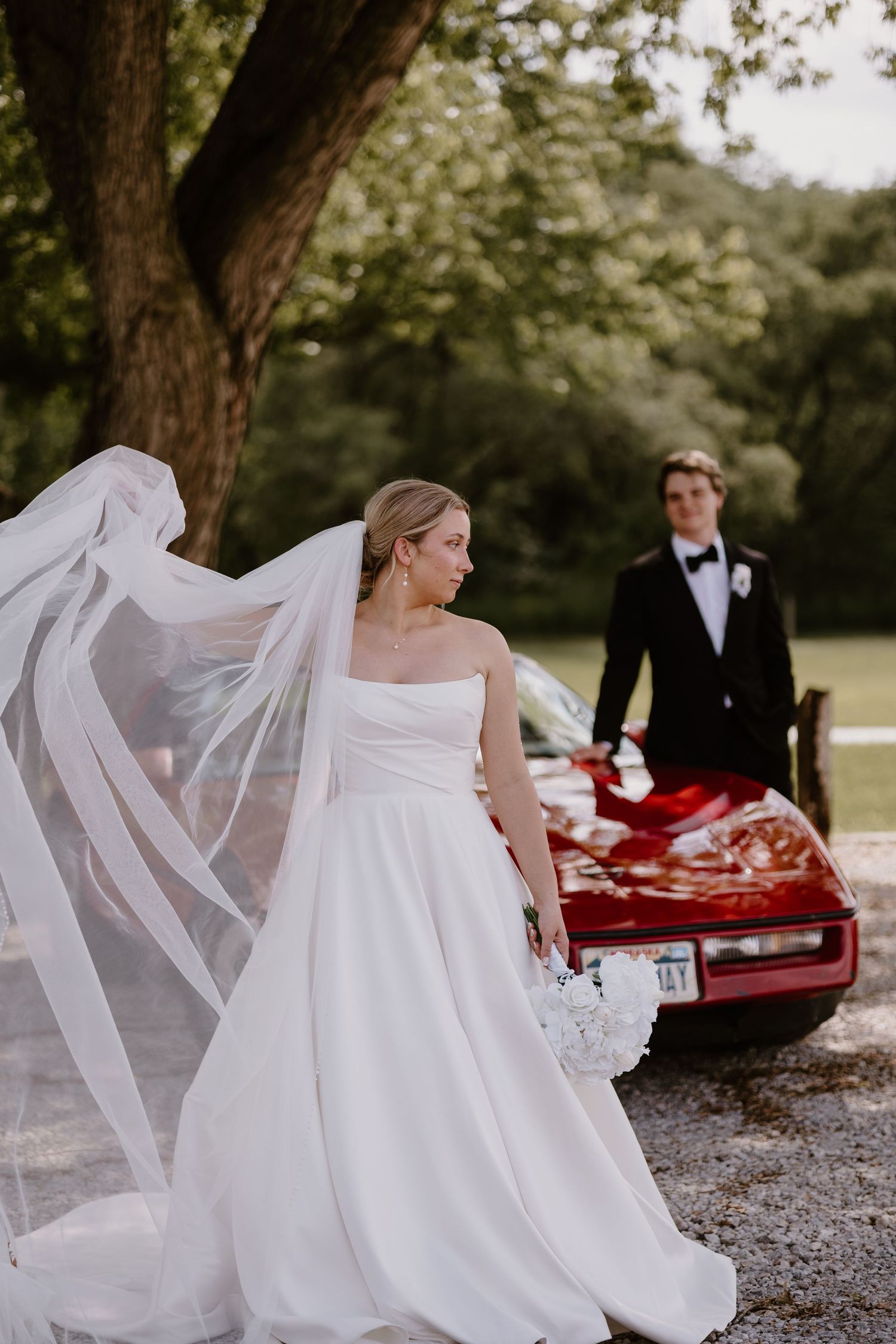 Traditional wedding photographer
Full-day wedding photography coverage
Midwest wedding photographer
Nebraska wedding photographer