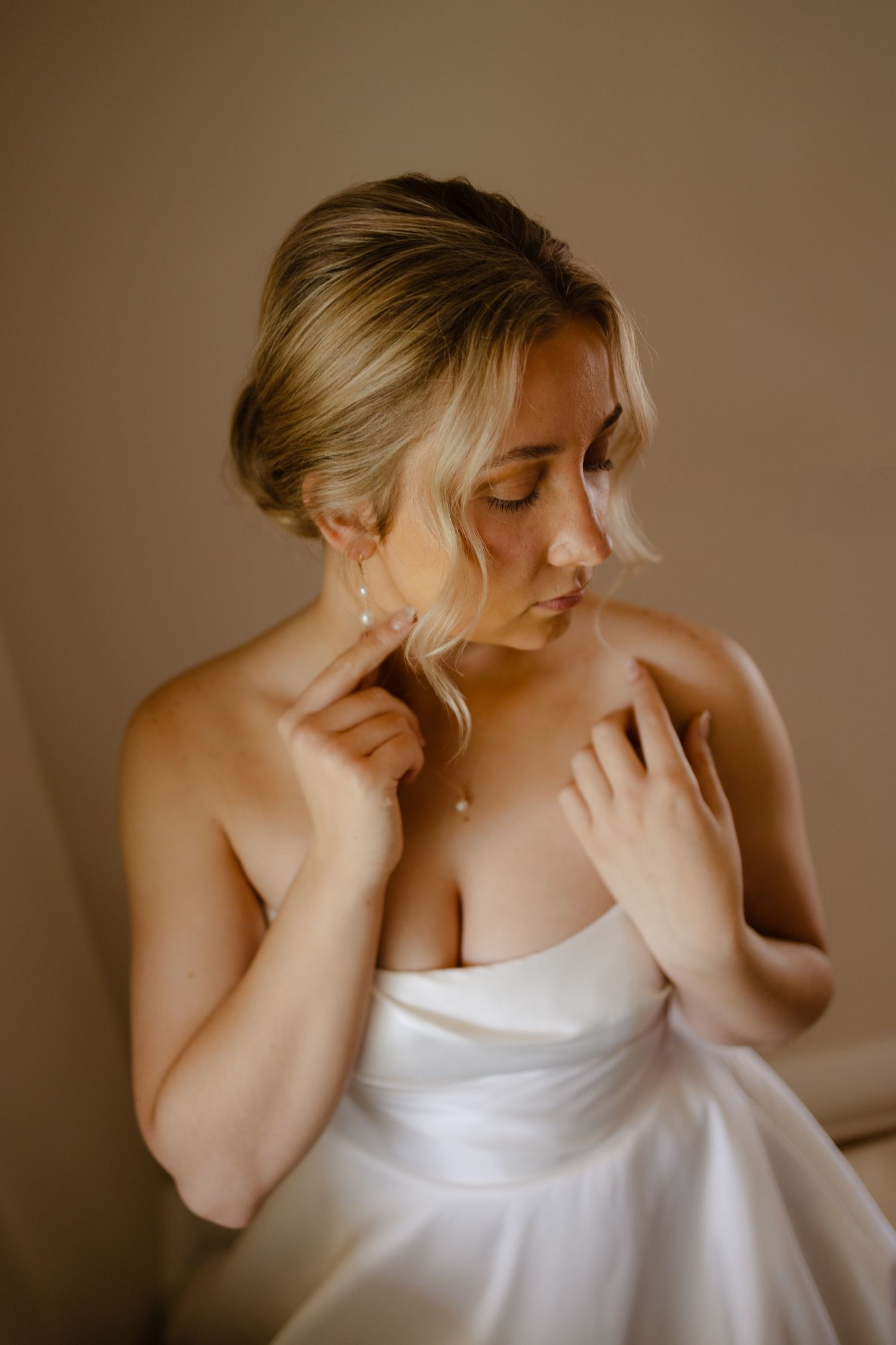 Traditional wedding photographer
Full-day wedding photography coverage
Midwest wedding photographer
Nebraska wedding photographer