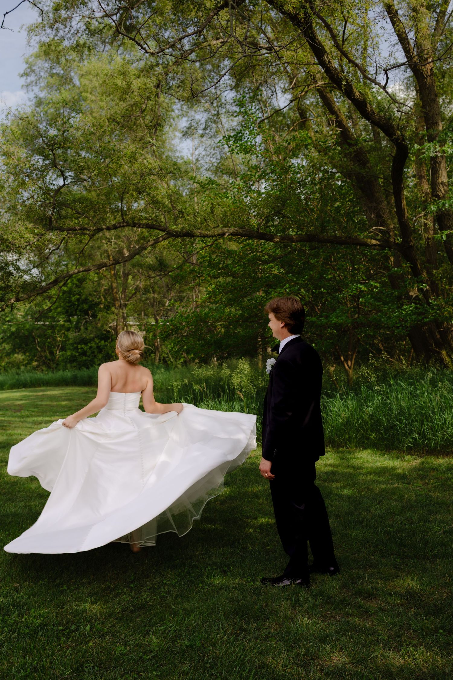 Traditional wedding photographer
Nostalgic wedding photography