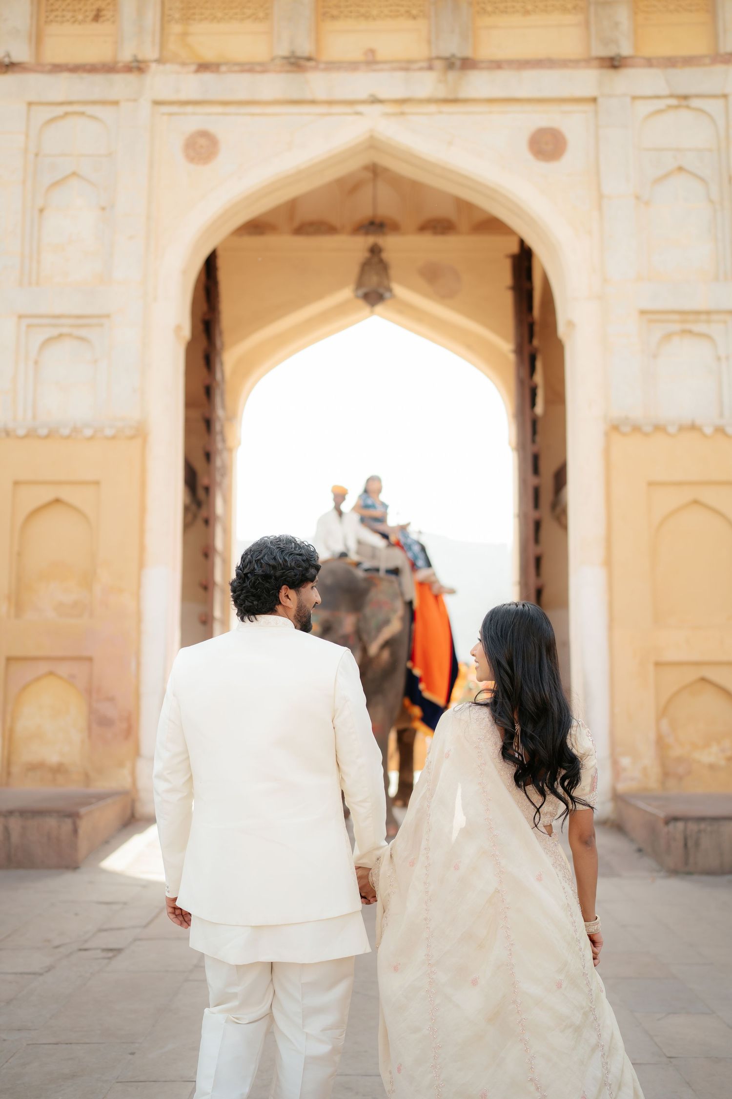 Couple portrait at Amber Fort Jaipur during sunrise pre wedding shoot