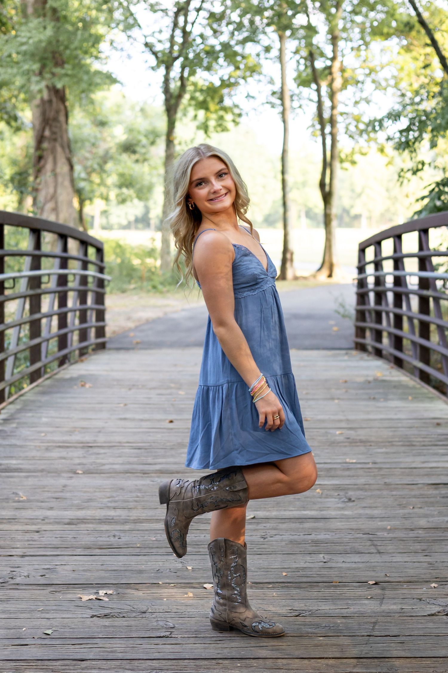 High school senior session photographer photography Oxford Mississippi Class of 2026 Class of 2027 Class of 2028 Class of 2029 2030