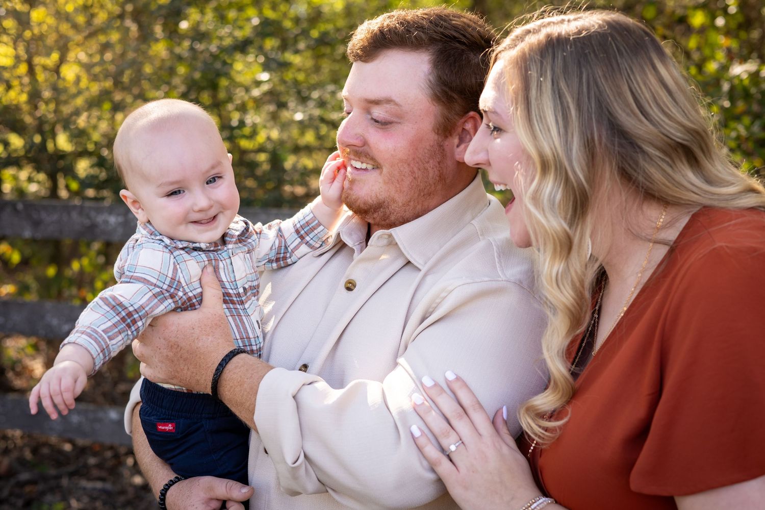 Family Session Cleveland Mississippi new baby mom dad Spring pictures photography photographer candid laughing