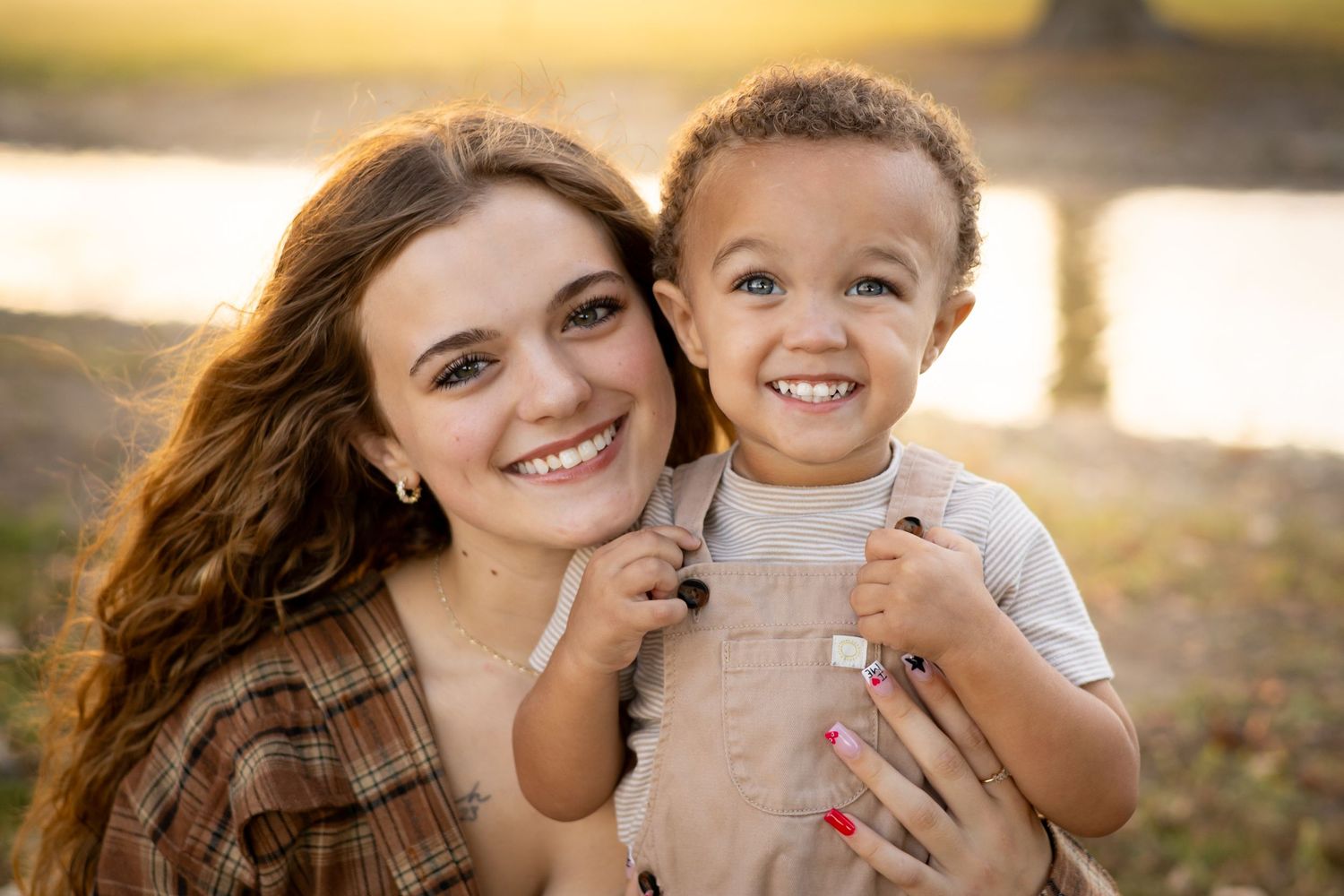 Family Session photography photographer Mom Son Cleveland MS mother's day