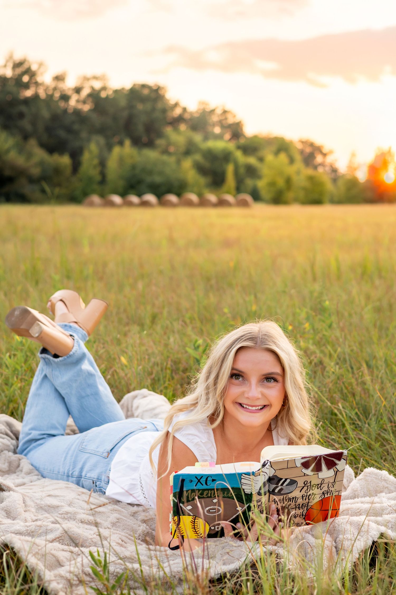 High school senior session photographer photography Tupelo Mississippi Class of 2026 Class of 2027 Class of 2028 Class of 2029 2030